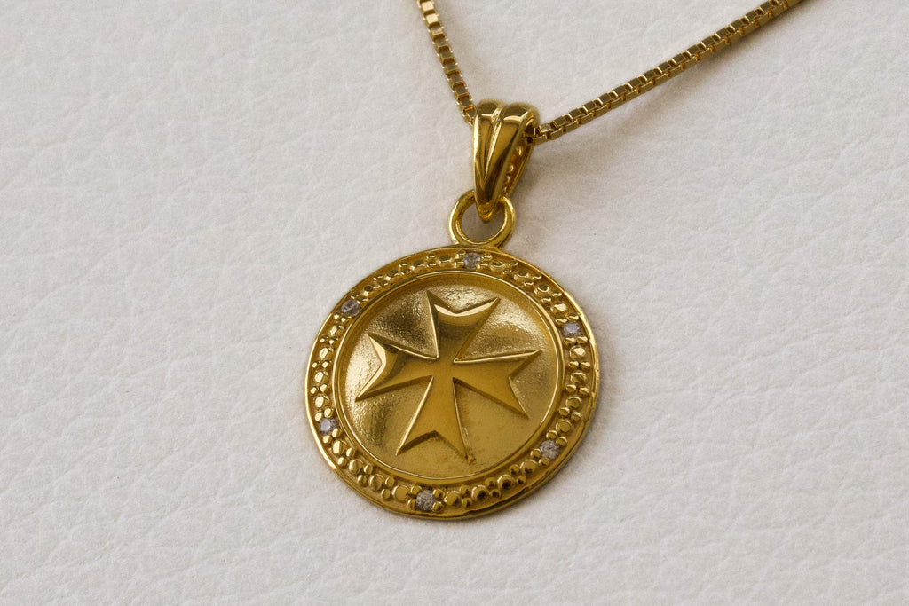 Jerusalem Cross Medallion Pendant in 925 Sterling Silver with 4 Micron Gold Layer and Austrian Crystals