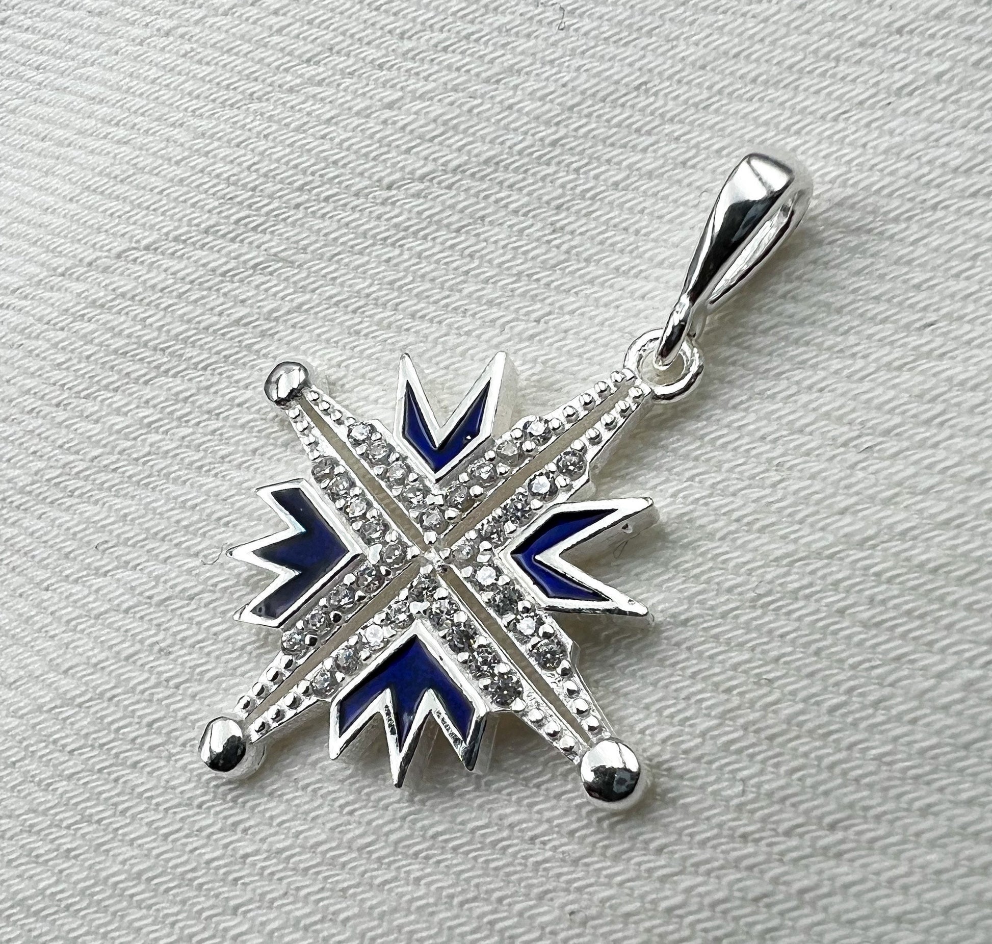 Elegant Star of Bethlehem Necklace in 925 Silver and Blue Enamel with Shimmering Zircons