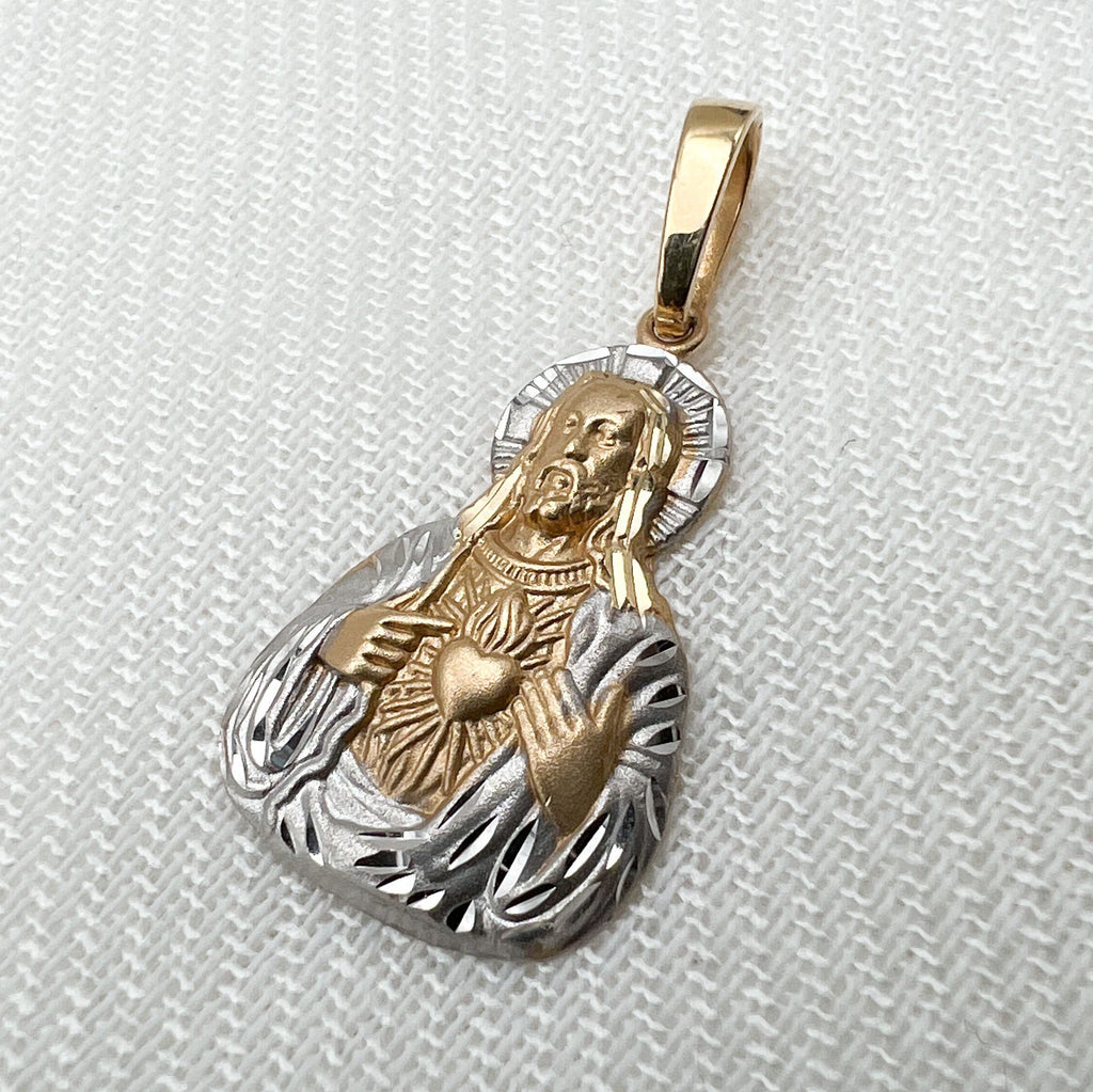 Timeless Jesus Pendant Crafted in 14k Gold