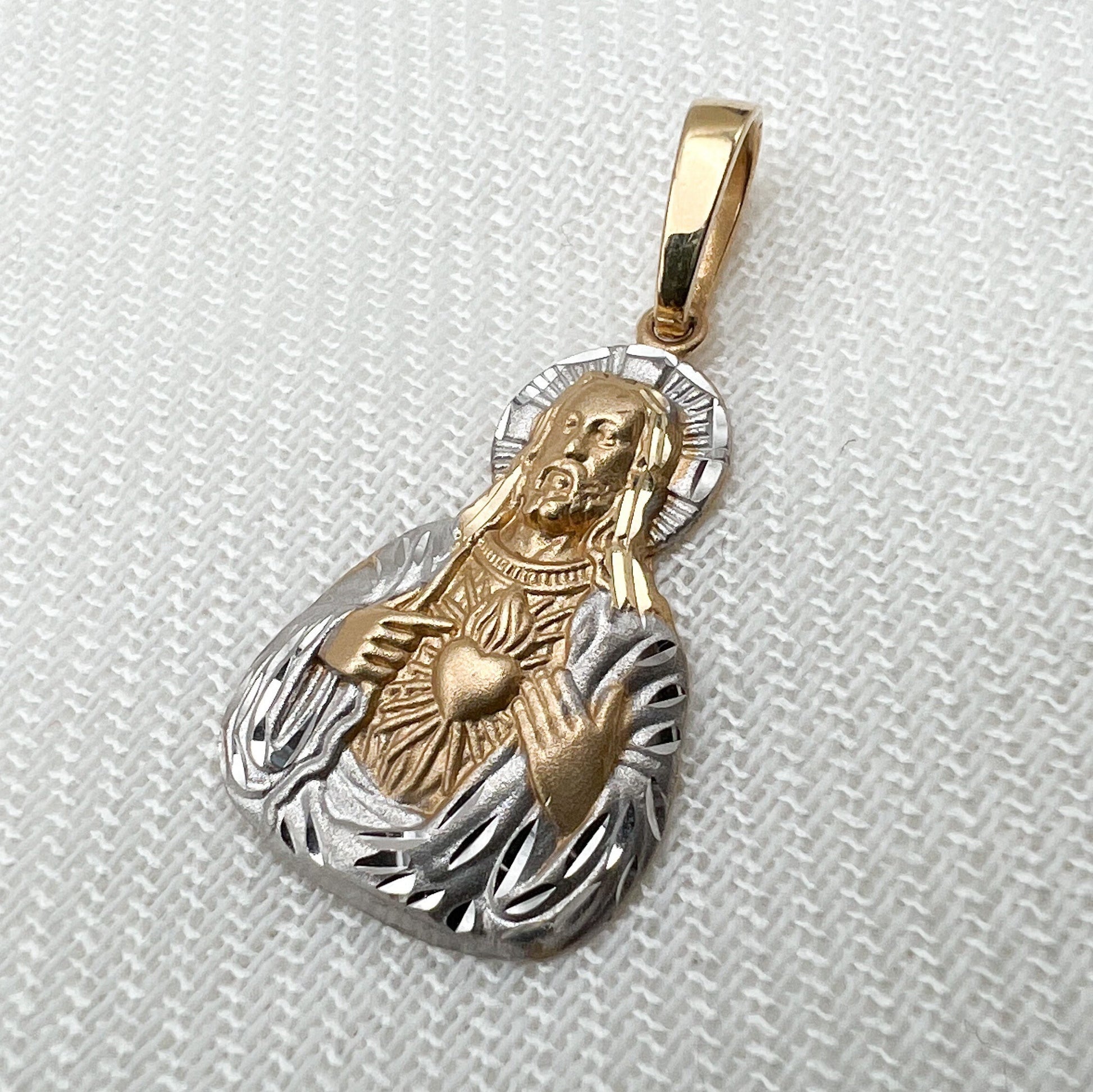 Timeless Jesus Pendant Crafted in 14k Gold