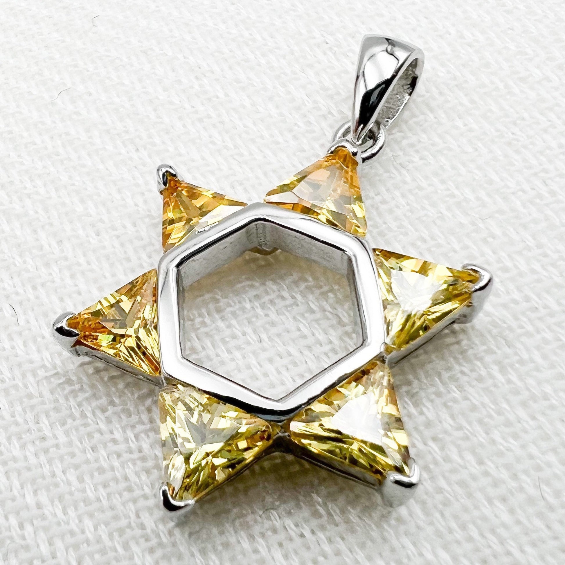 David Star Pendant in Sterling Silver with Yellow Zircon Stones