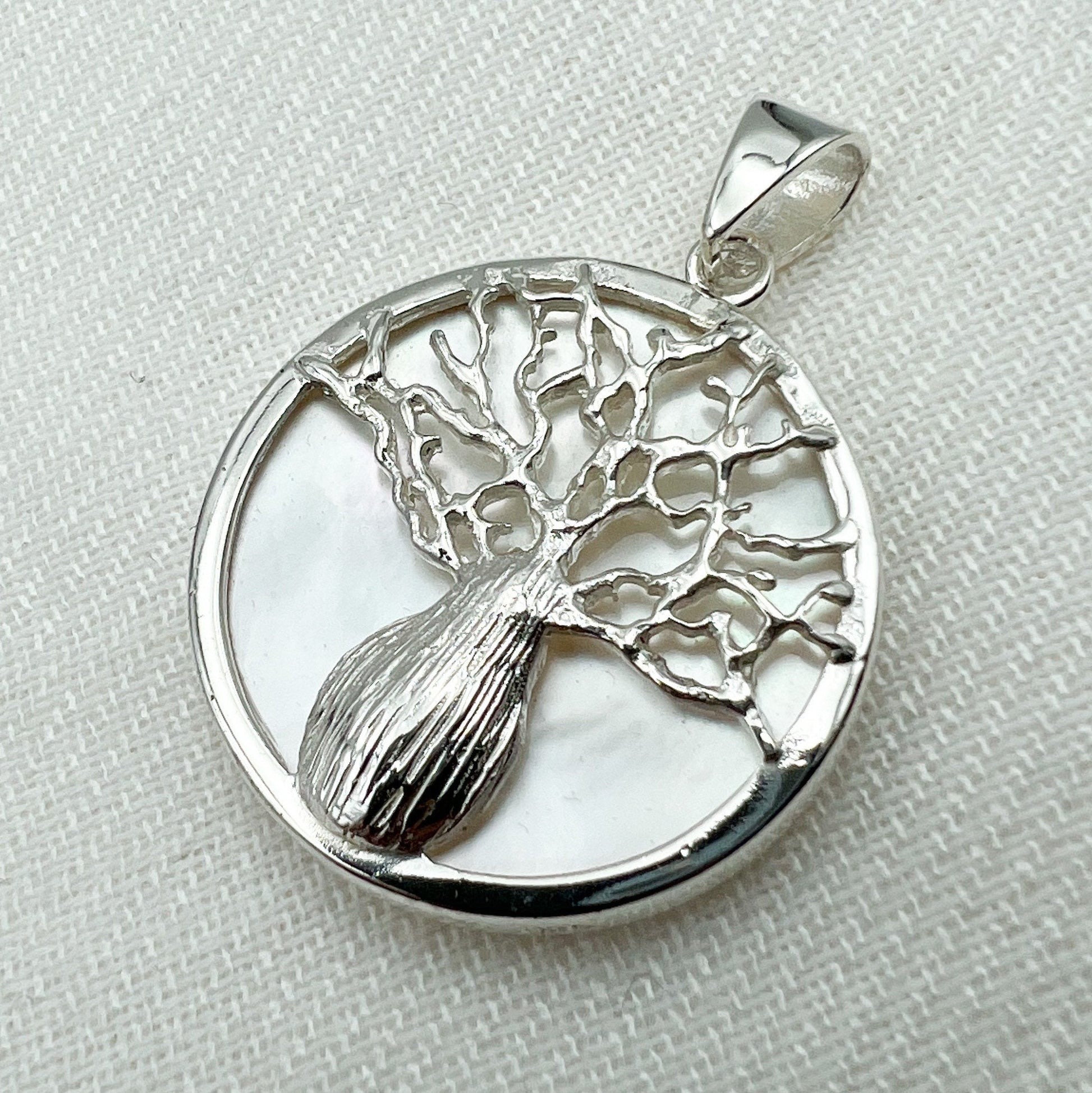 Tree of Life Pendant in Sterling Silver 925 with Mother of Pearl