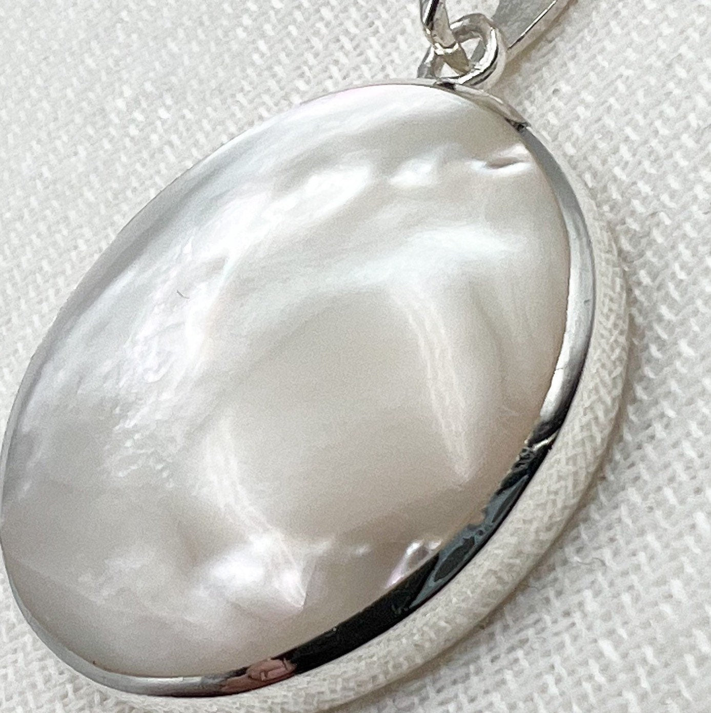Tree of Life Pendant in Sterling Silver 925 with Mother of Pearl