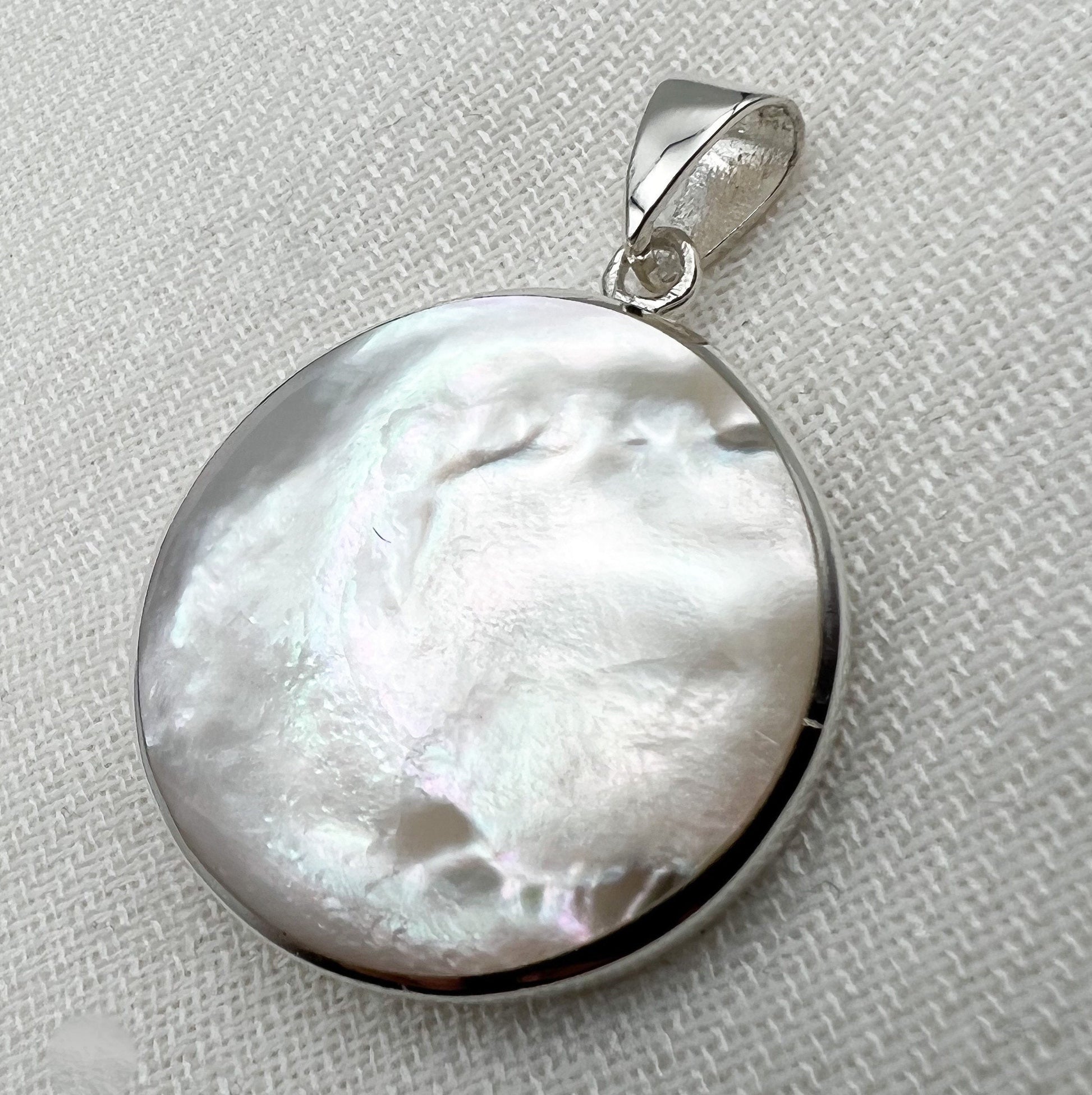 Tree of Life Pendant in Sterling Silver 925 with Mother of Pearl