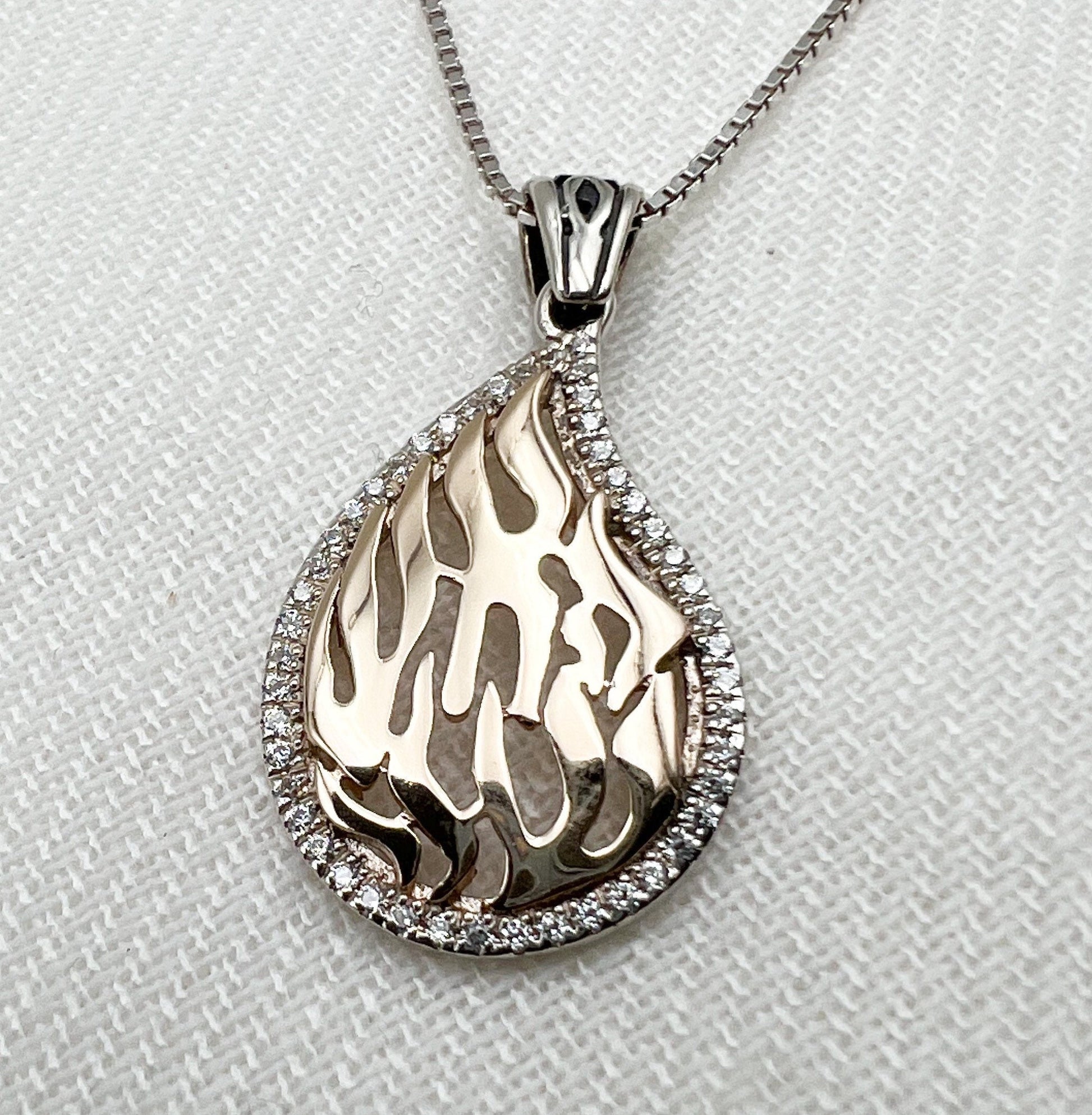 Inspiring Mashiach Pendant in Silver 925 and Gold