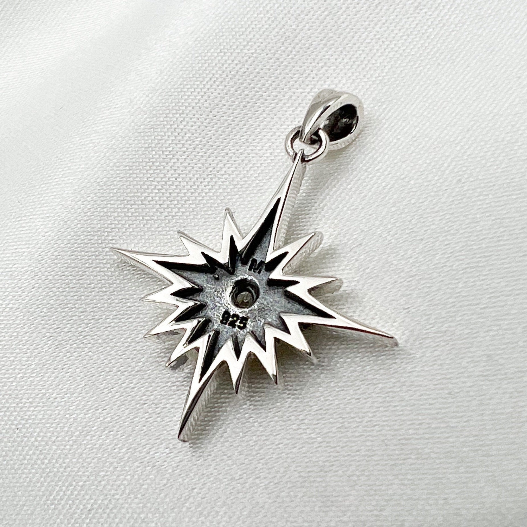 Elegant Star of Bethlehem Necklace in Silver 925 with Zircons and Included Chain