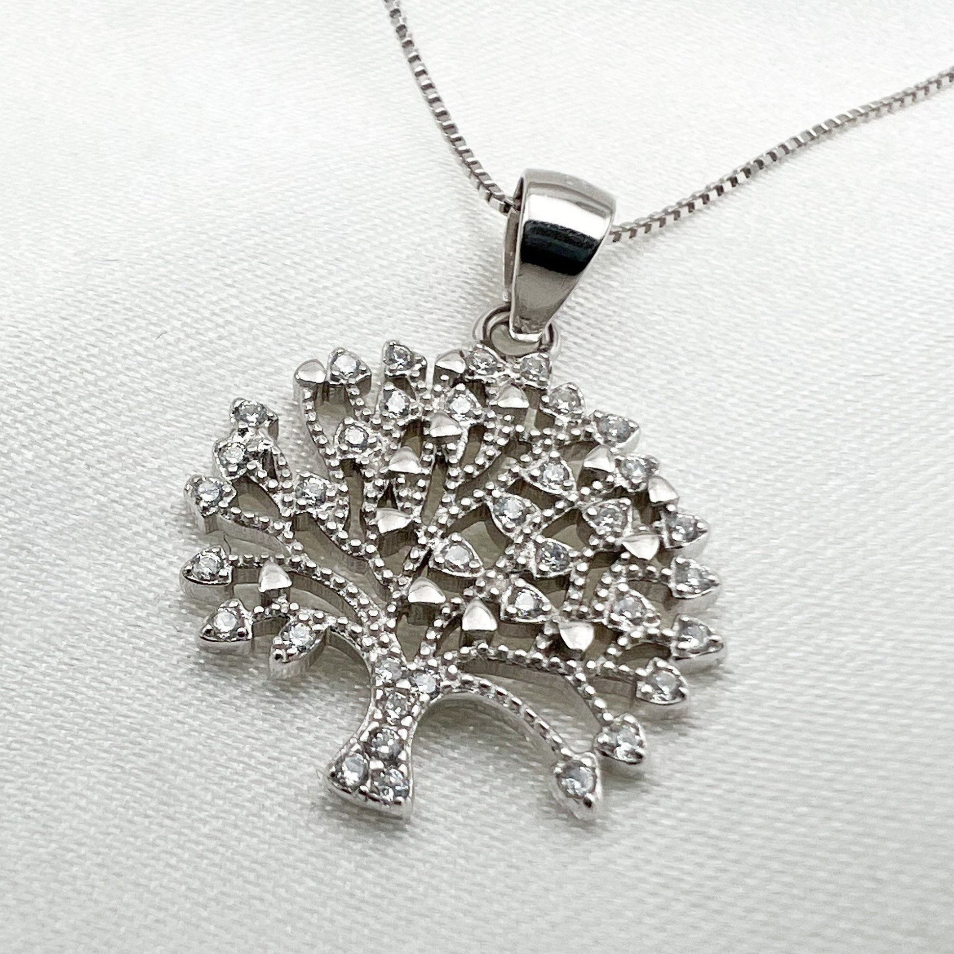 Tree of Life Pendant in Sterling Silver 925 with Zircons and Silver Chain