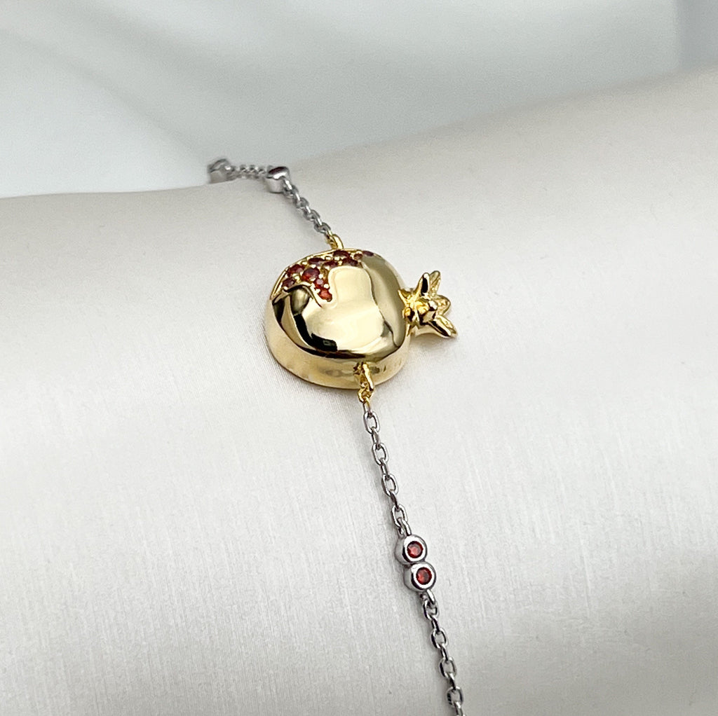 Pomegranate Bracelet with Garnet Stones in Silver 925 and Gold