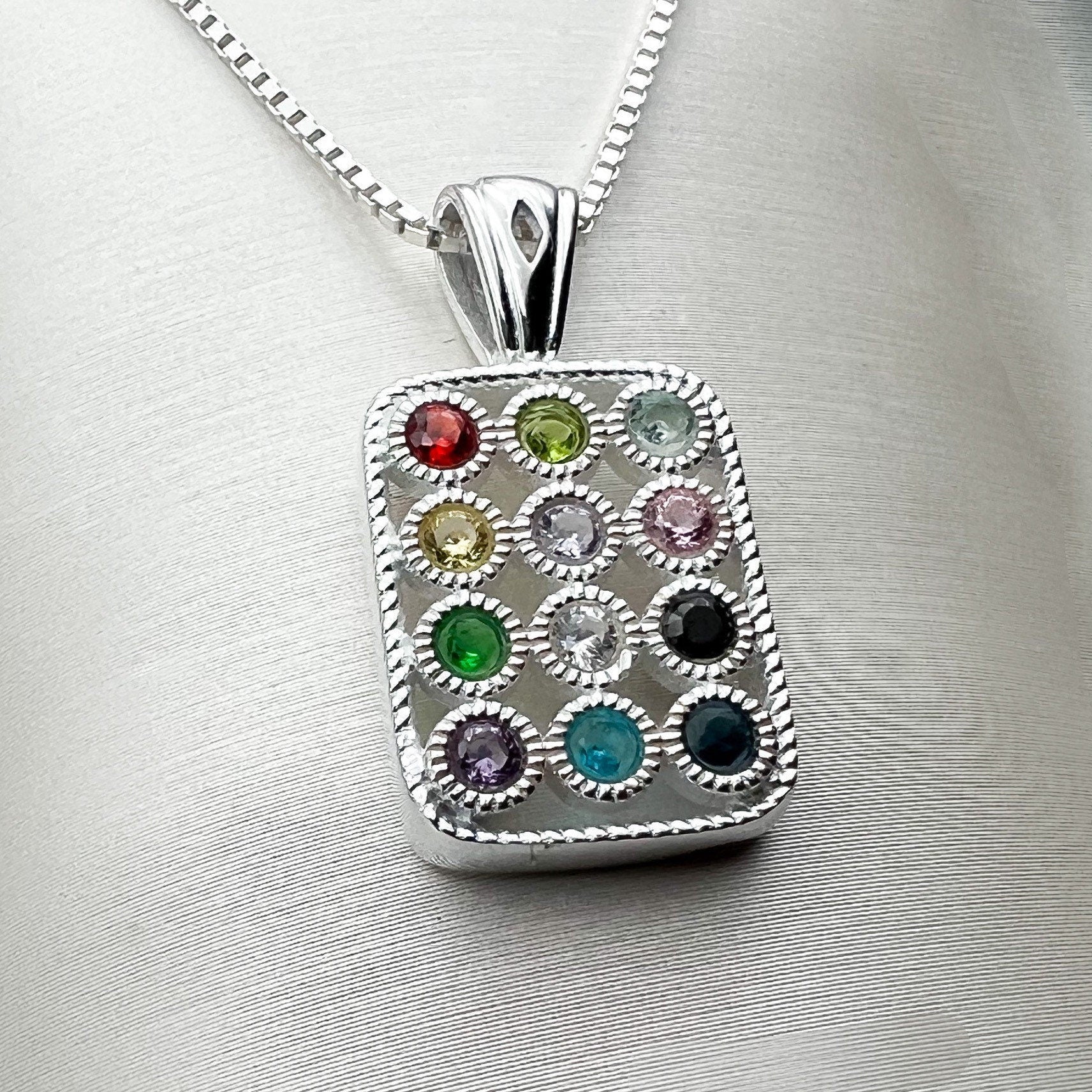 Aaron’s Breastplate Pendant with Hoshen Stones in Sterling Silver 925 - Chain included