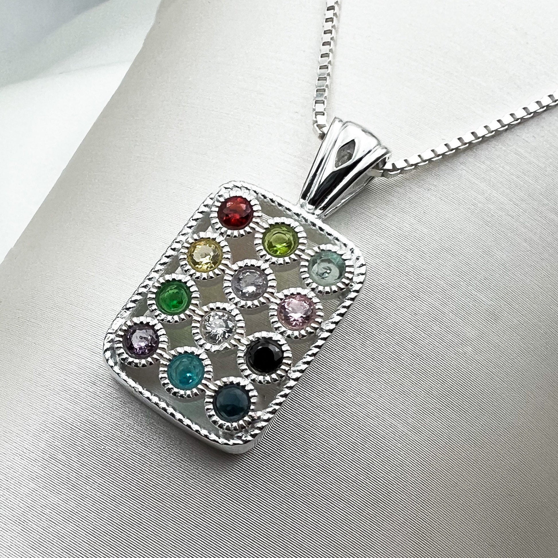 Aaron’s Breastplate Pendant with Hoshen Stones in Sterling Silver 925 - Chain included