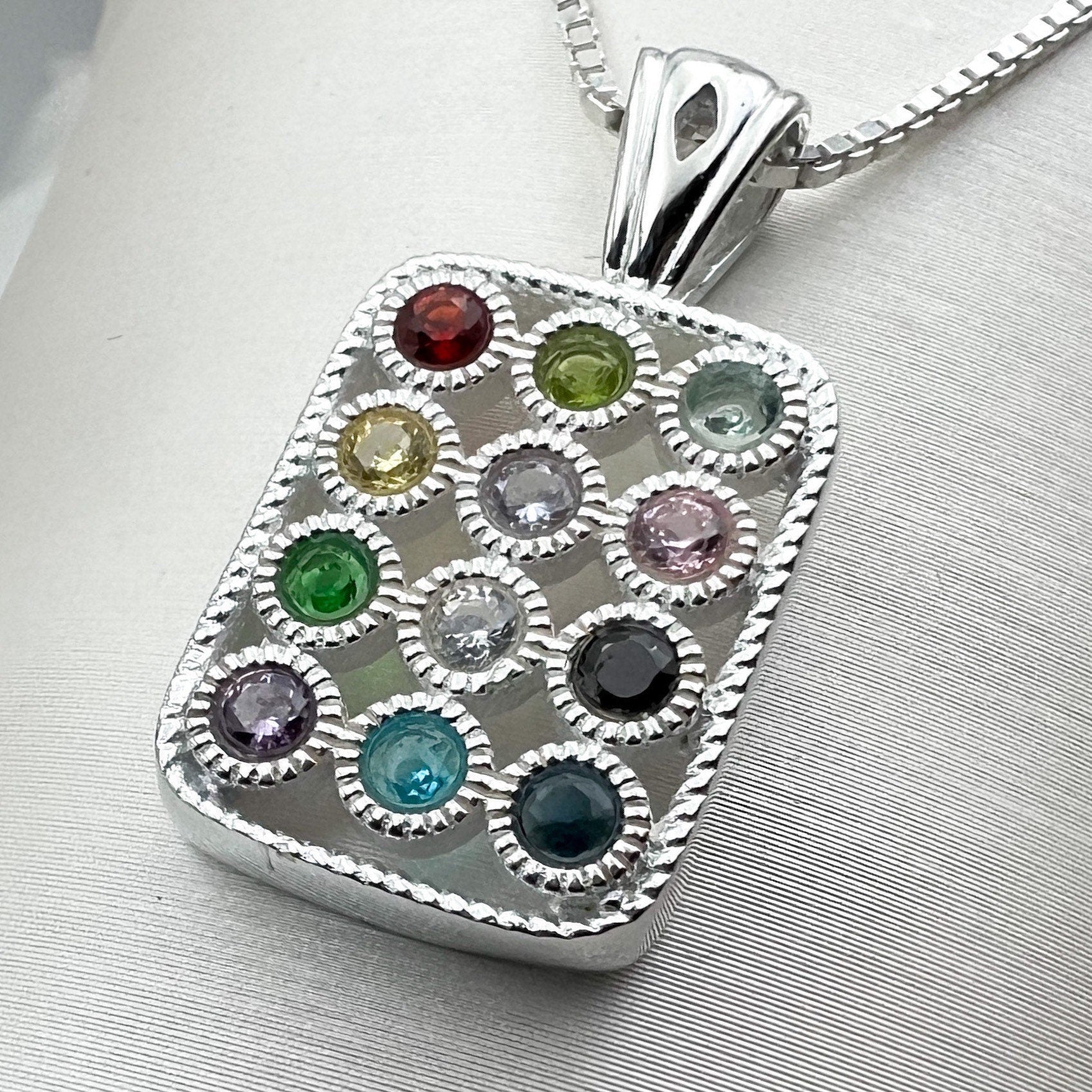 Aaron’s Breastplate Pendant with Hoshen Stones in Sterling Silver 925 - Chain included