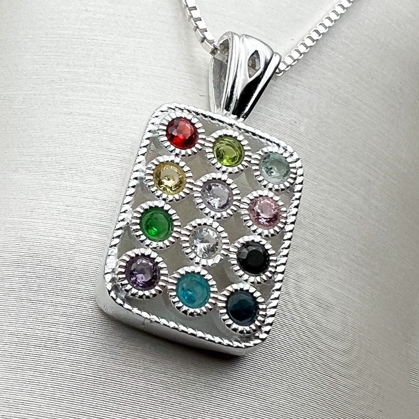 Aaron’s Breastplate Pendant with Hoshen Stones in Sterling Silver 925 - Chain included