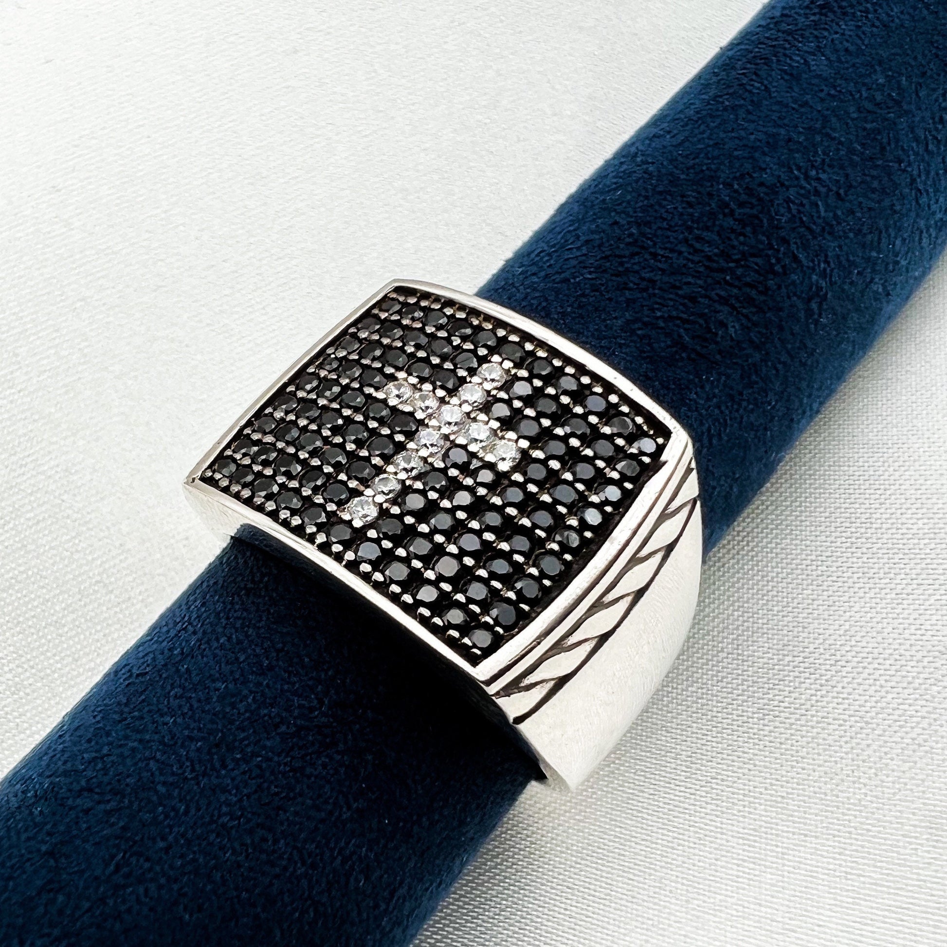 Striking Men's Silver Cross Ring with Black Onyx and Zircons – A Symbol of Strength