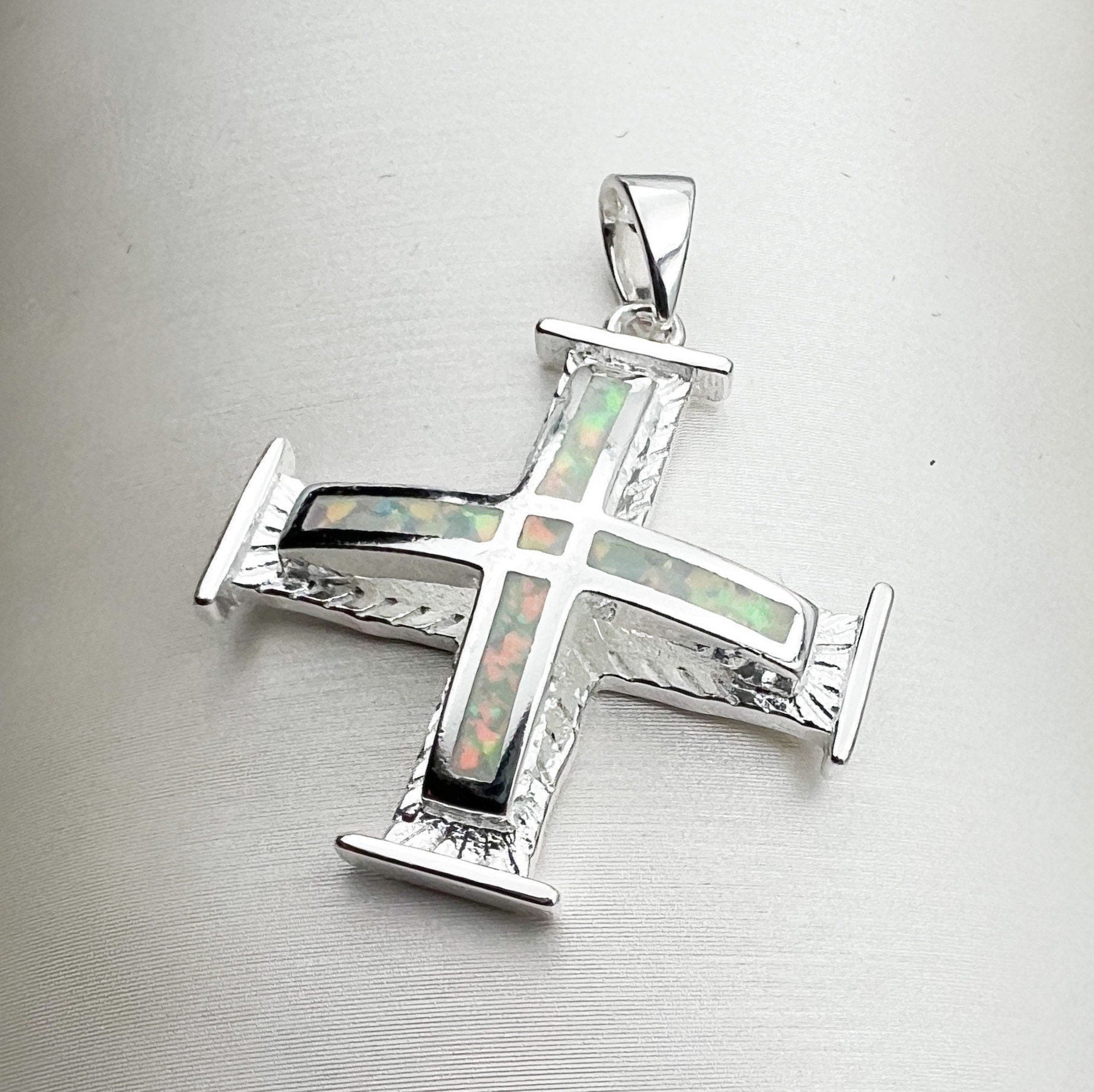 White Opal Cross Pendant Necklace – Silver 925