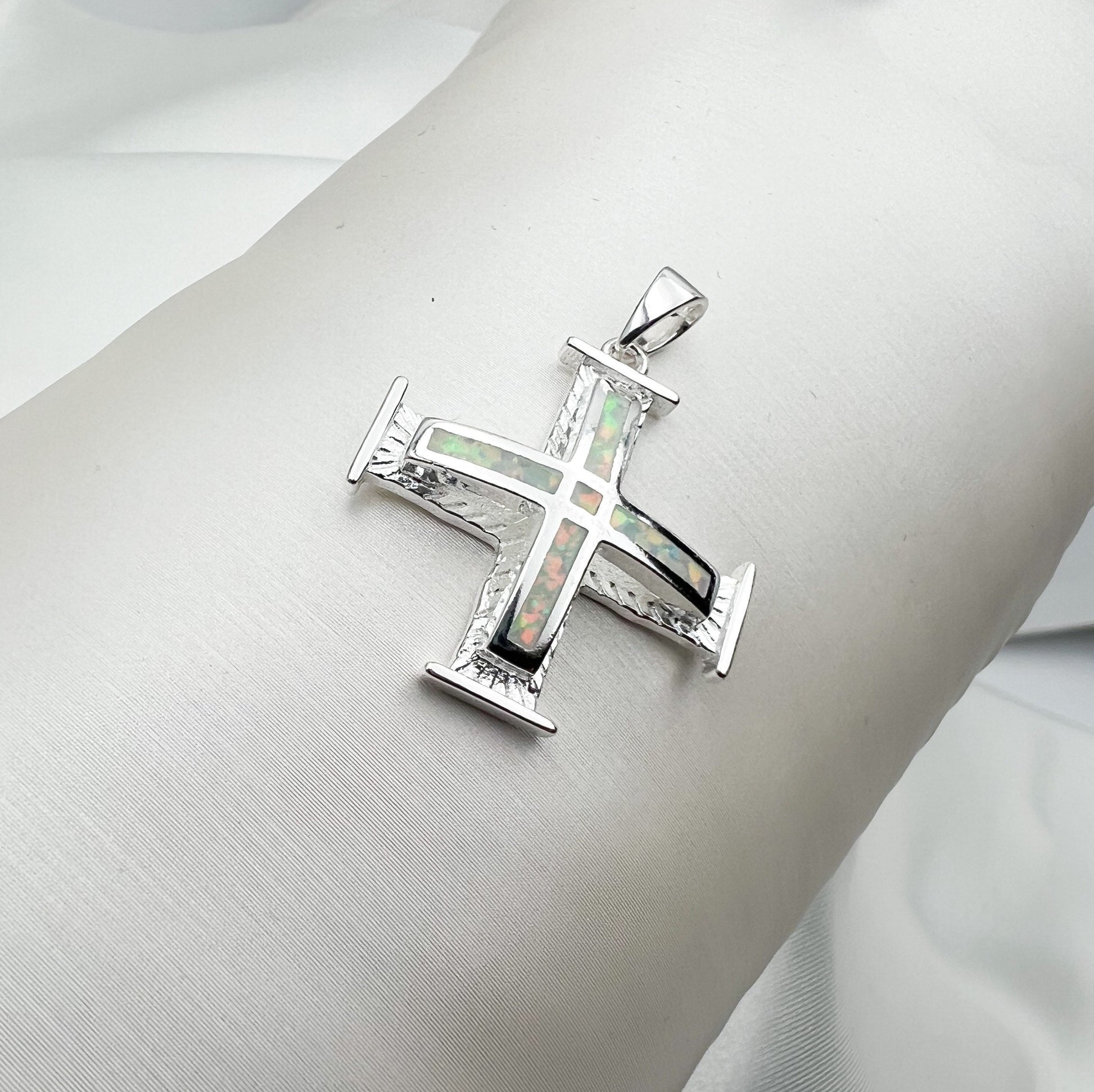 White Opal Cross Pendant Necklace – Silver 925