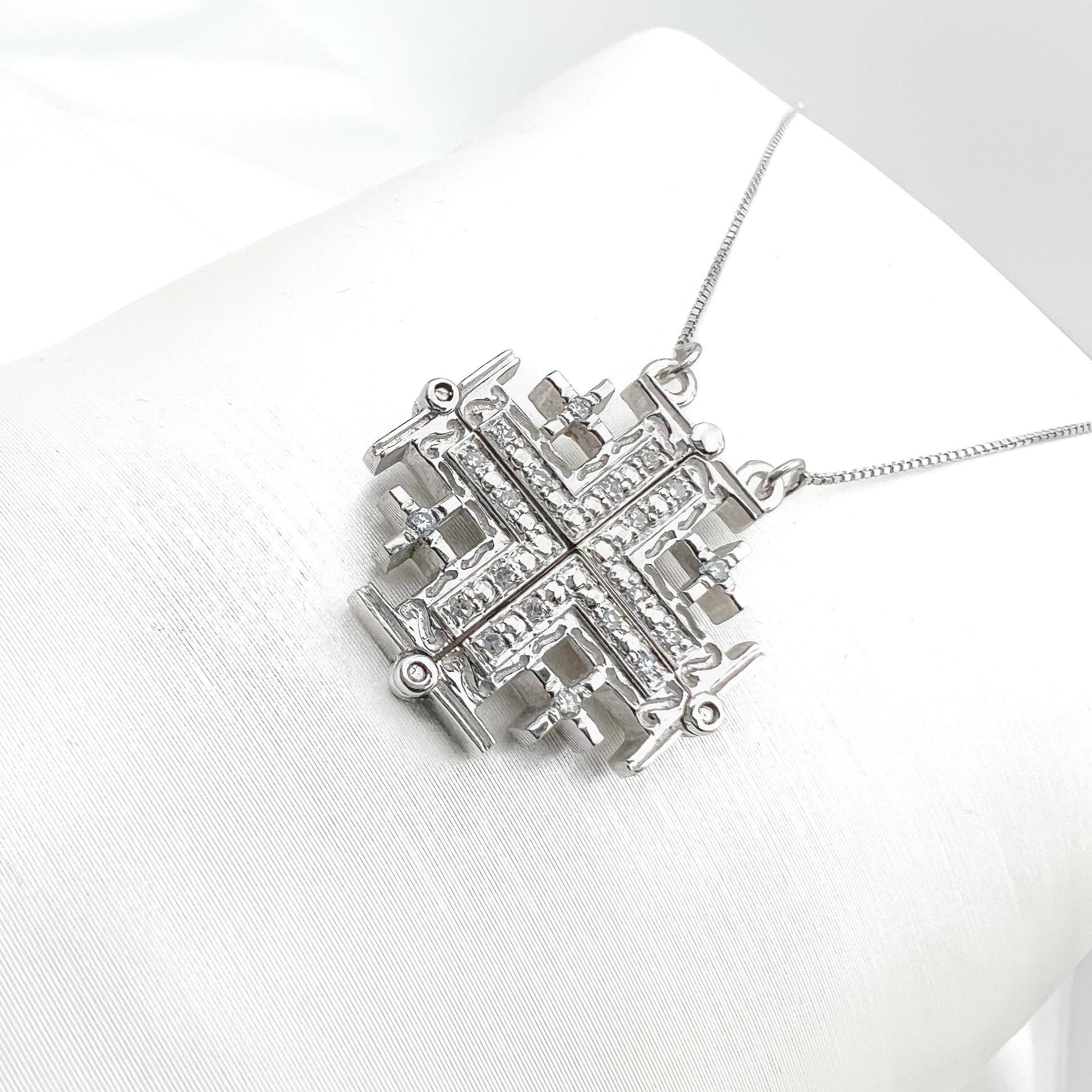 Jerusalem Cross Opening Pendant in 14k White Gold with 20 Diamonds 0.27ct