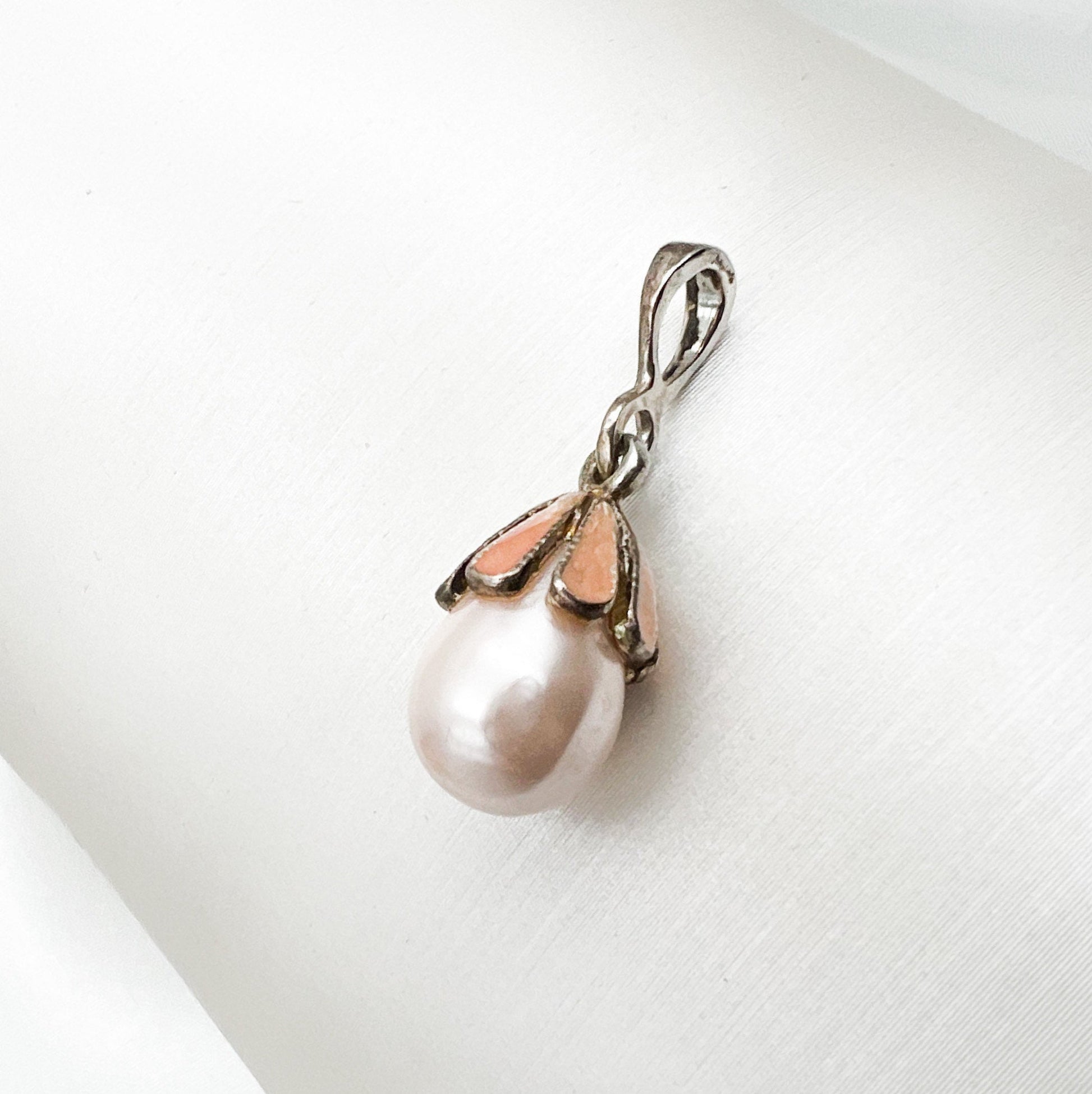 Pink Pearl Blessing Egg Pendant in 925 Silver