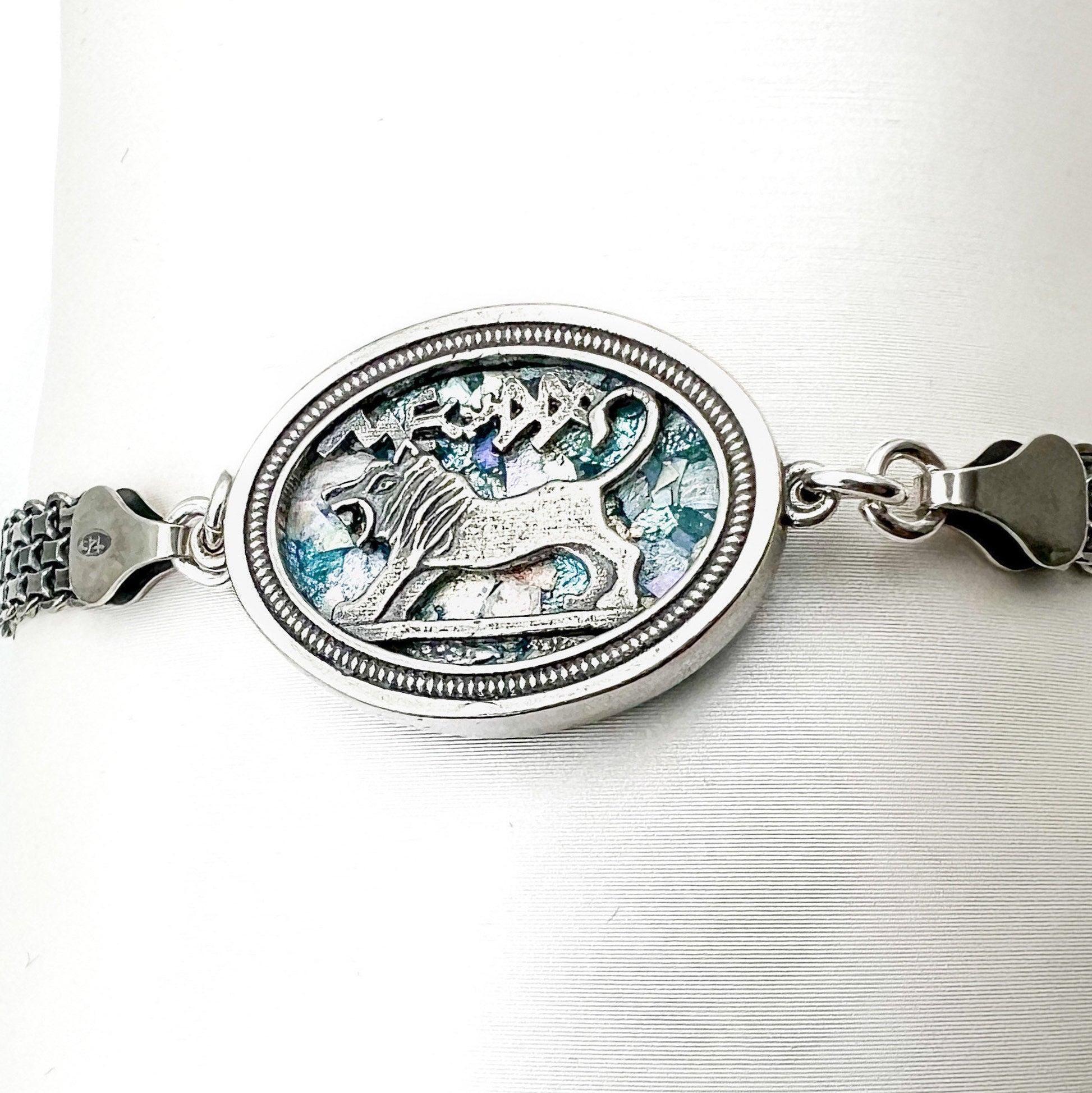 Lion of Judah Roman Glass Bracelet in Silver 925