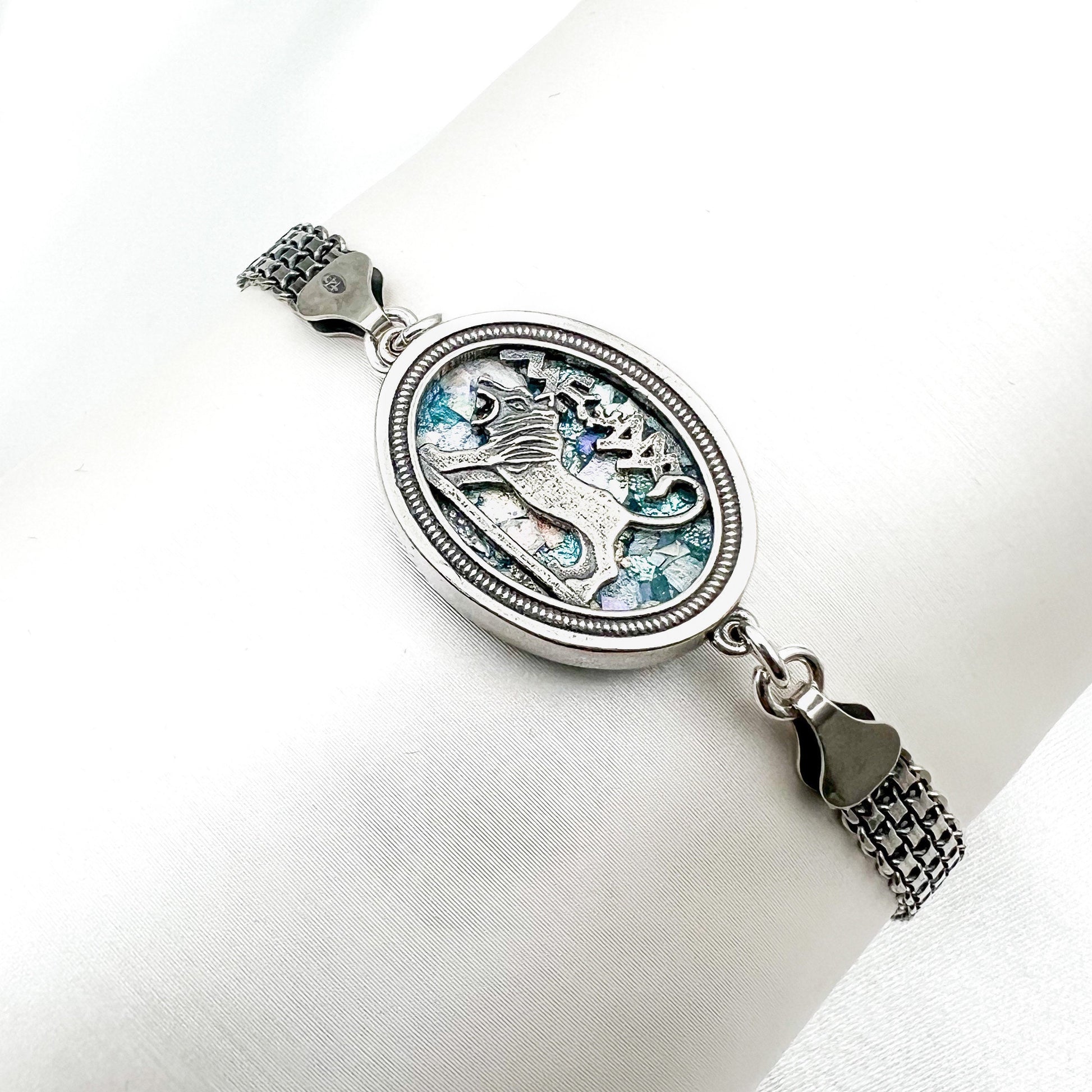 Lion of Judah Roman Glass Bracelet in Silver 925