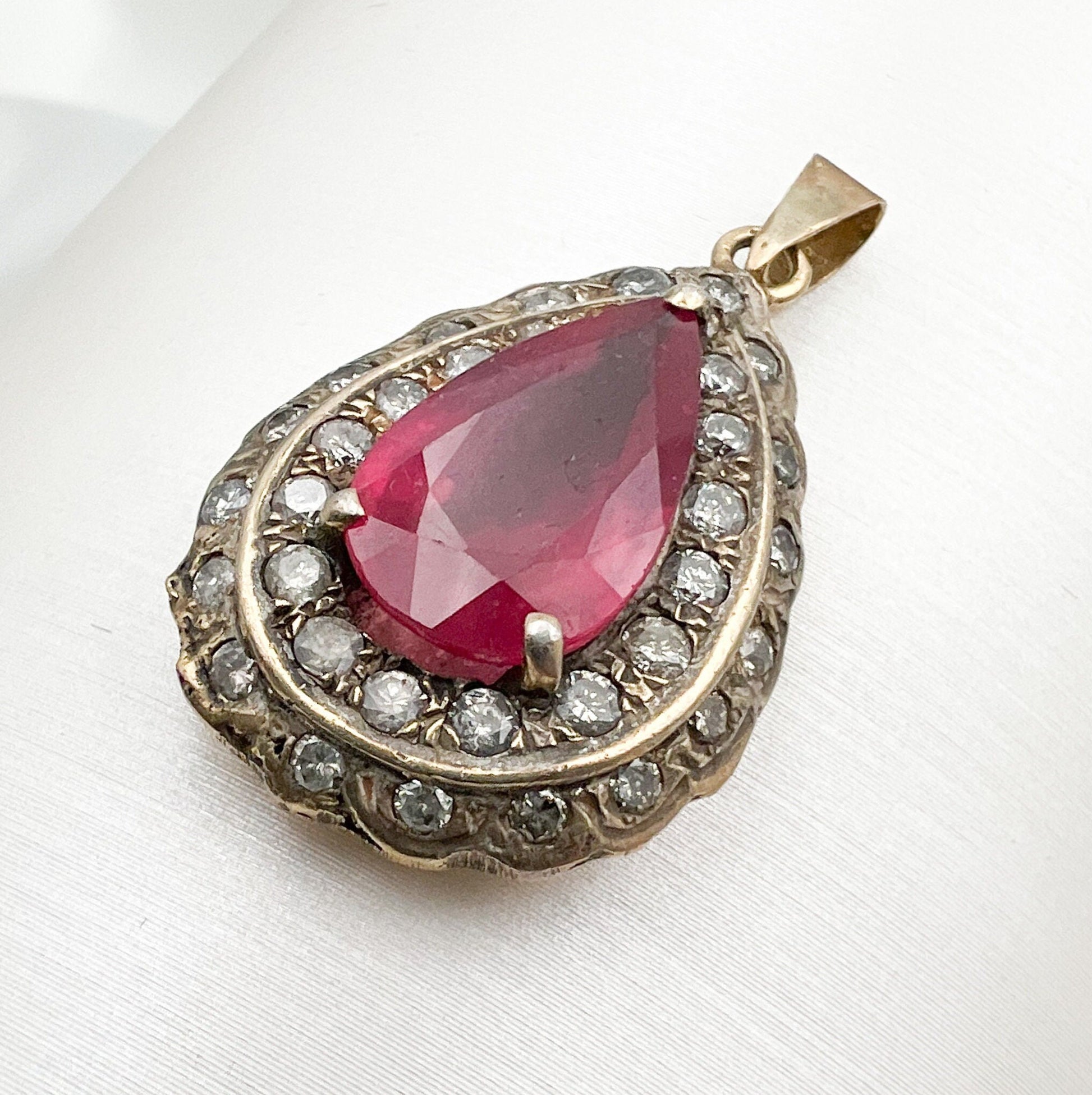 Vintage Ruby, Diamonds and Gold Pendant