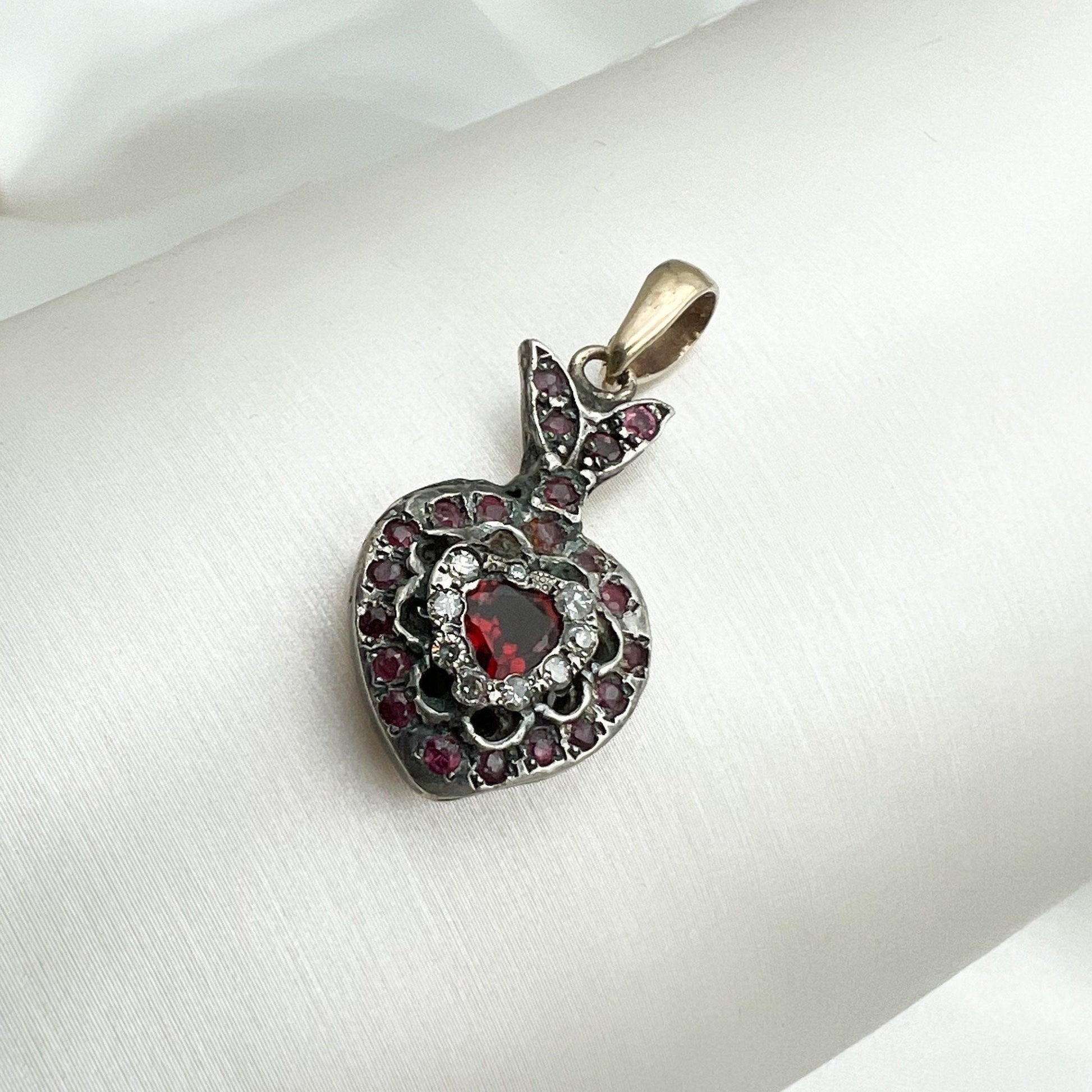 Vintage Heart Shape Ruby, Diamonds and Gold Pendant