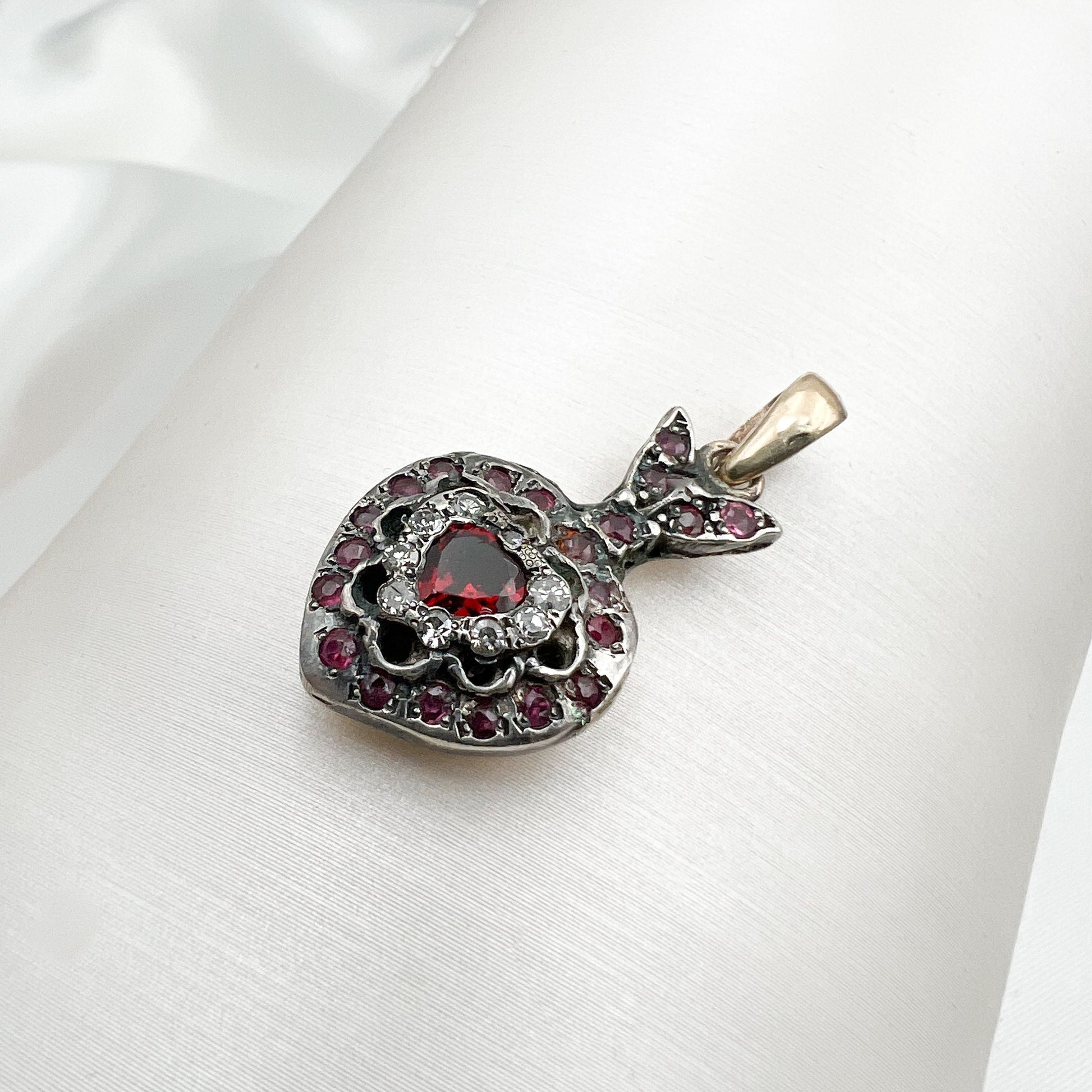 Vintage Heart Shape Ruby, Diamonds and Gold Pendant