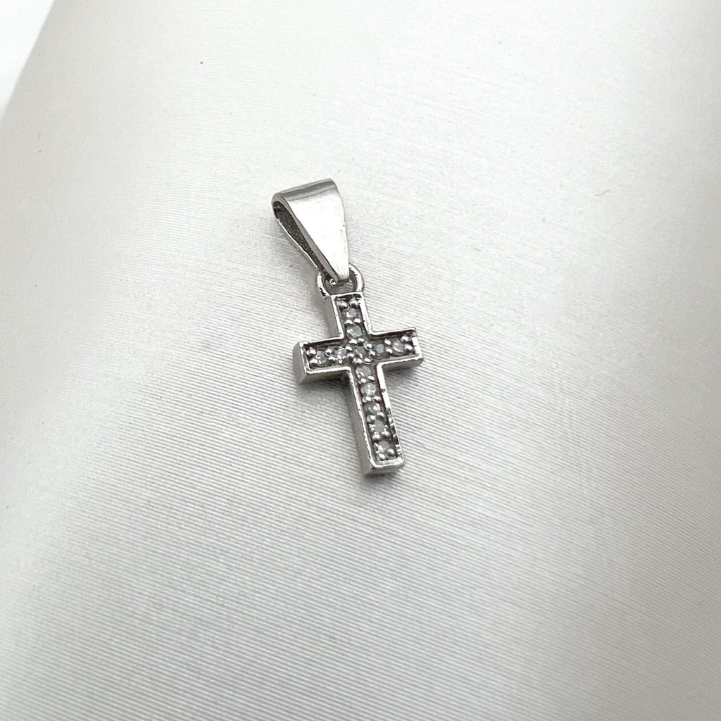 Delicate White Gold Cross Pendant with Diamonds