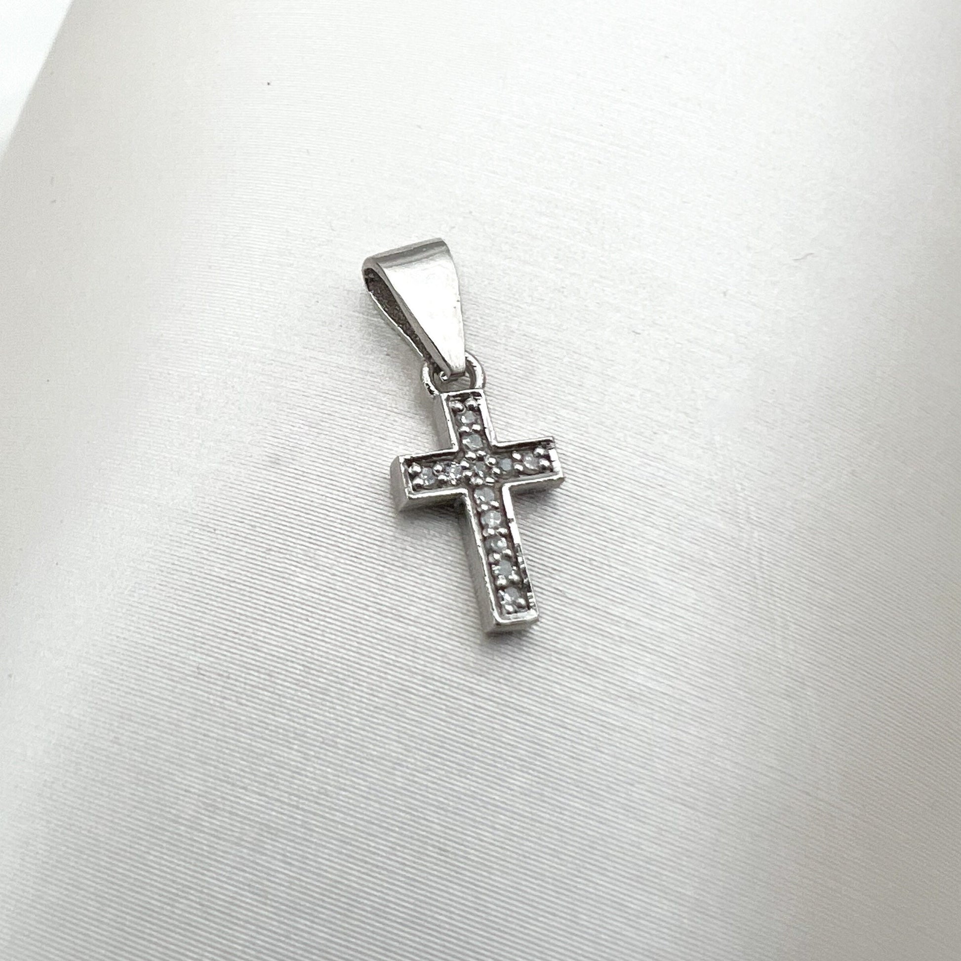 Delicate White Gold Cross Pendant with Diamonds