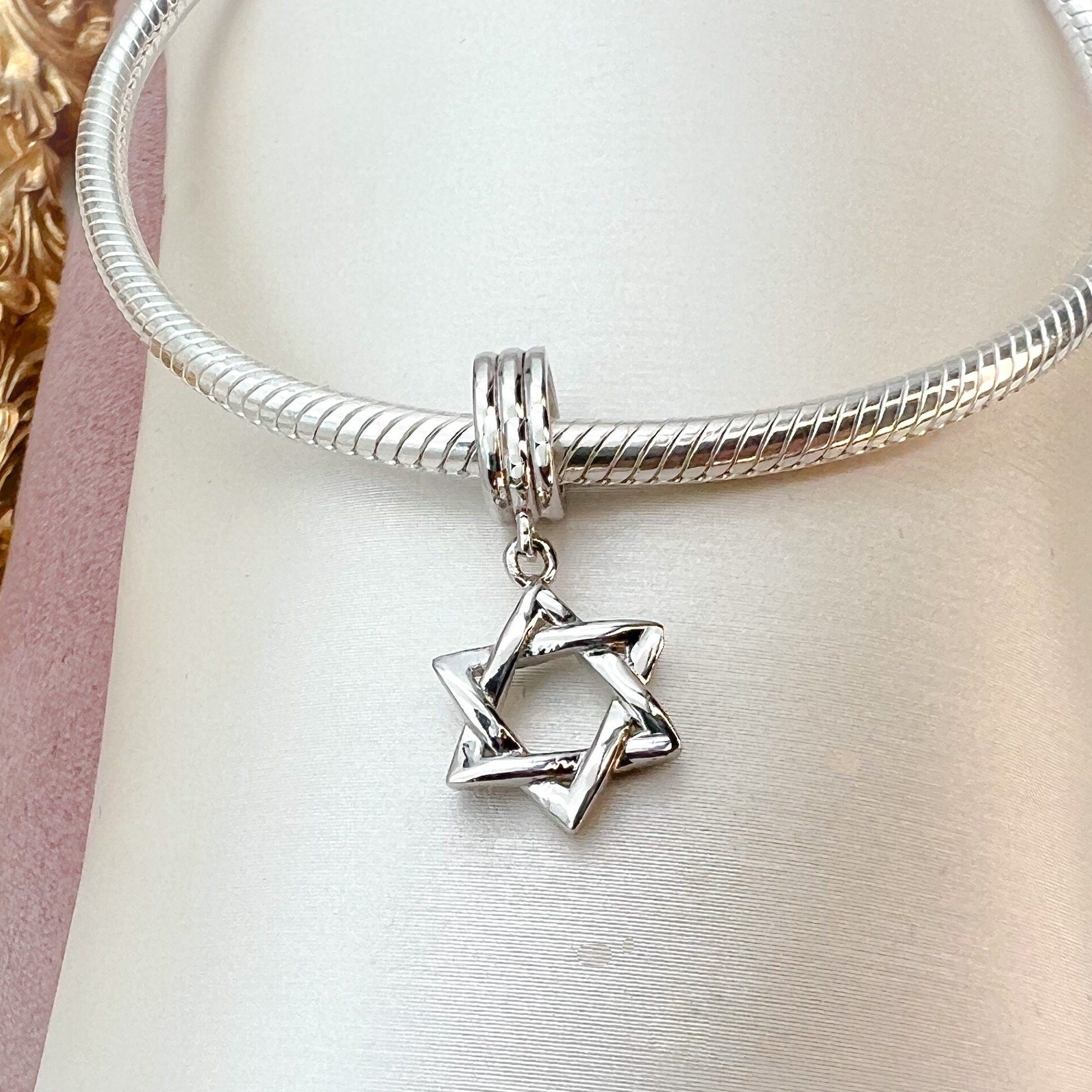 925 Silver David Star Charm – Elegant and Symbolic, Perfect for Your Pandora Charm Bracelet