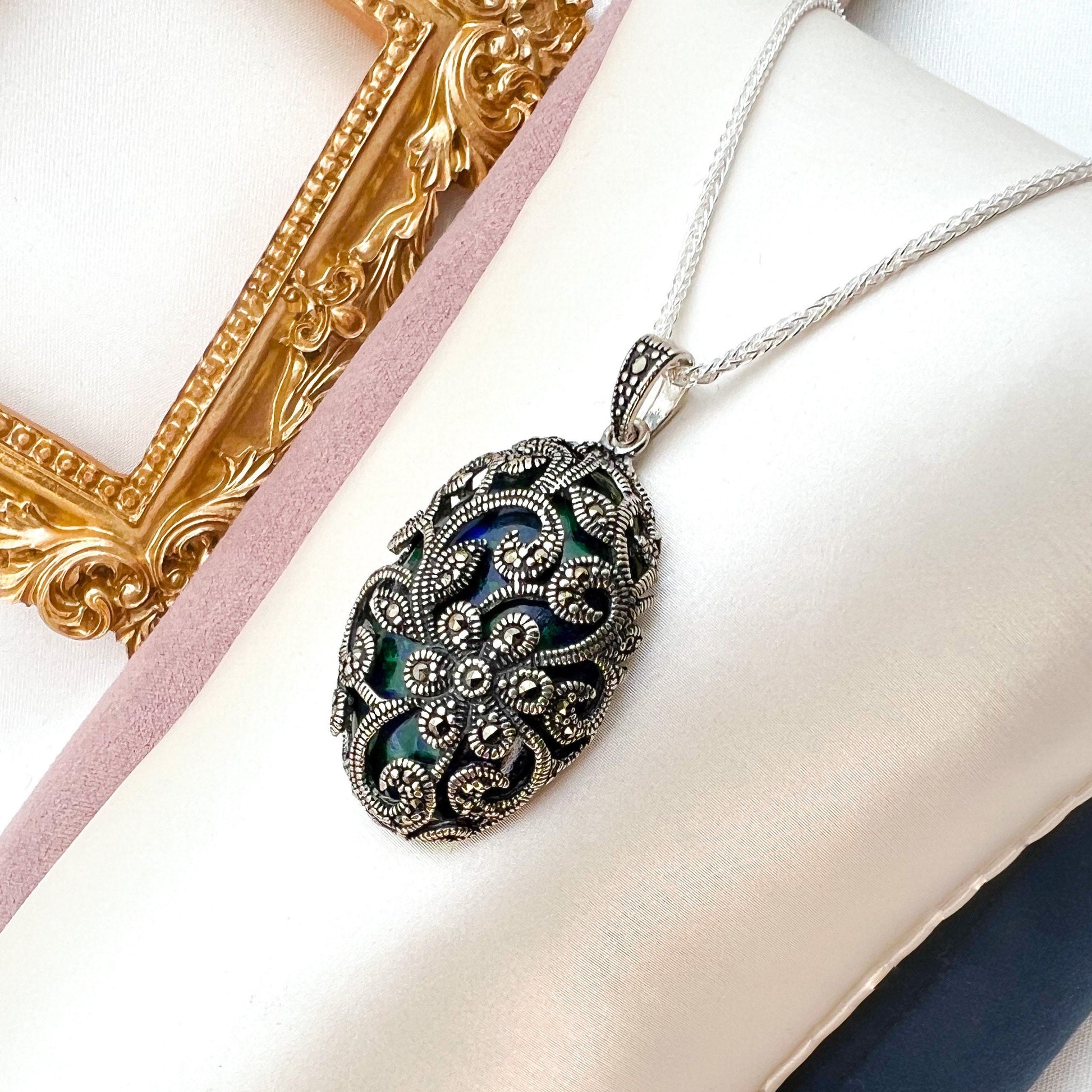 Timeless Sterling Silver King Solomon Pendant