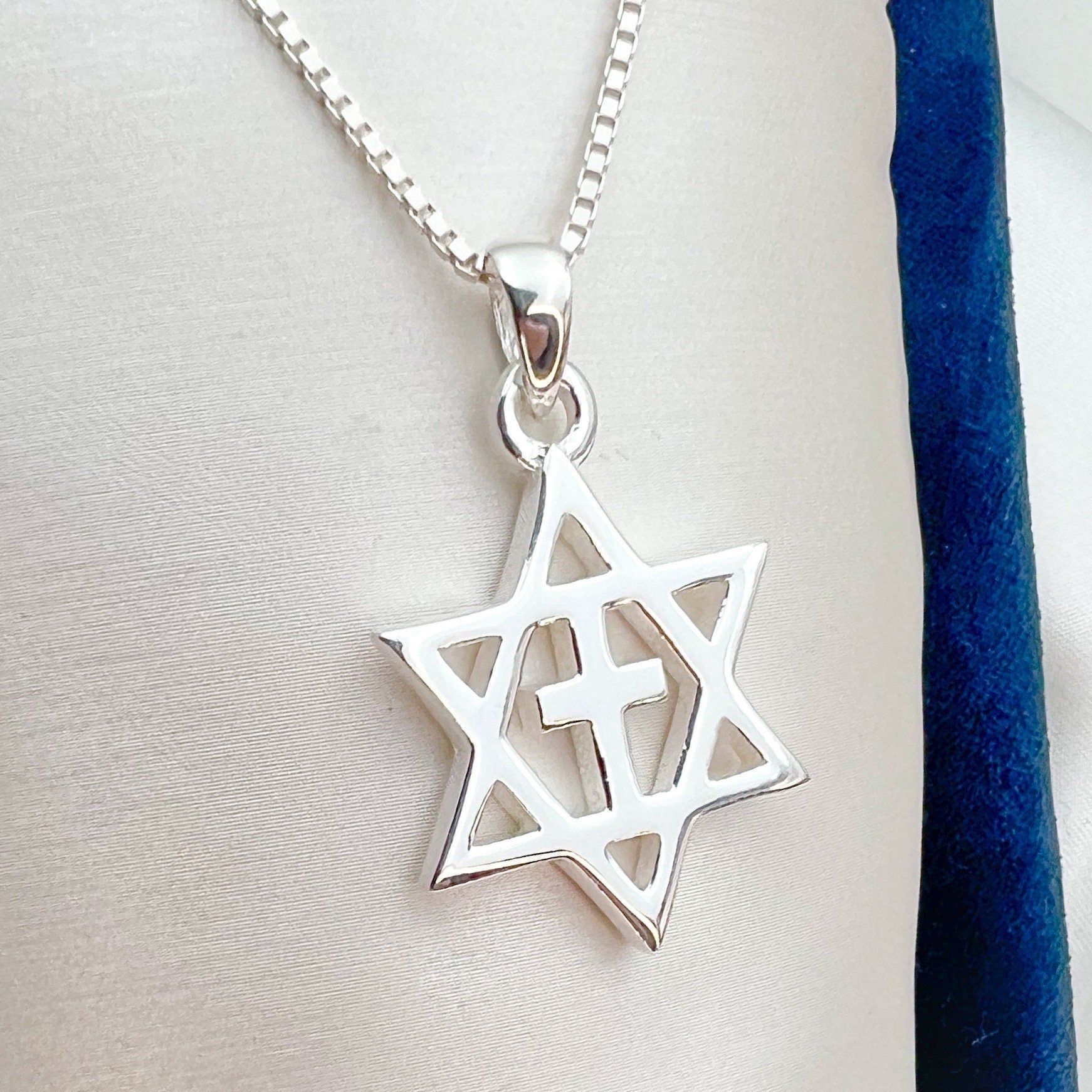 Messianic David Star Pendant with Cross in 925 Silver