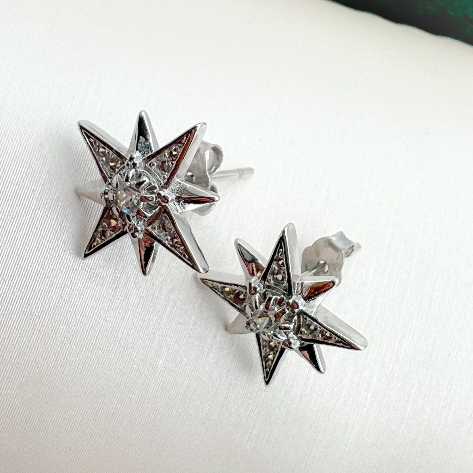 Radiant Star of Bethlehem Earrings in 925 Silver with Sparkling Zircons