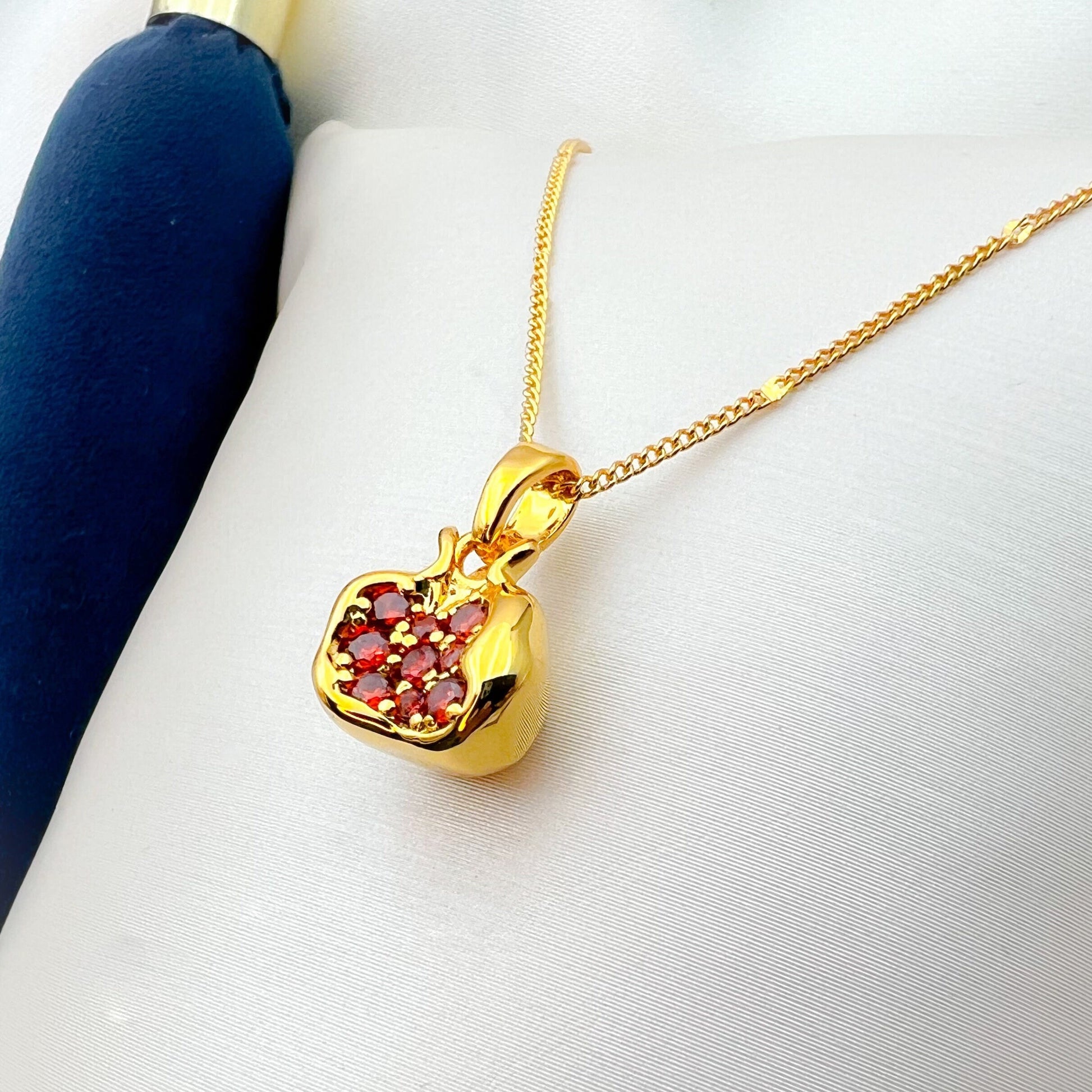 Pomegranate Pendant in Sterling Silver with Garnet Stones