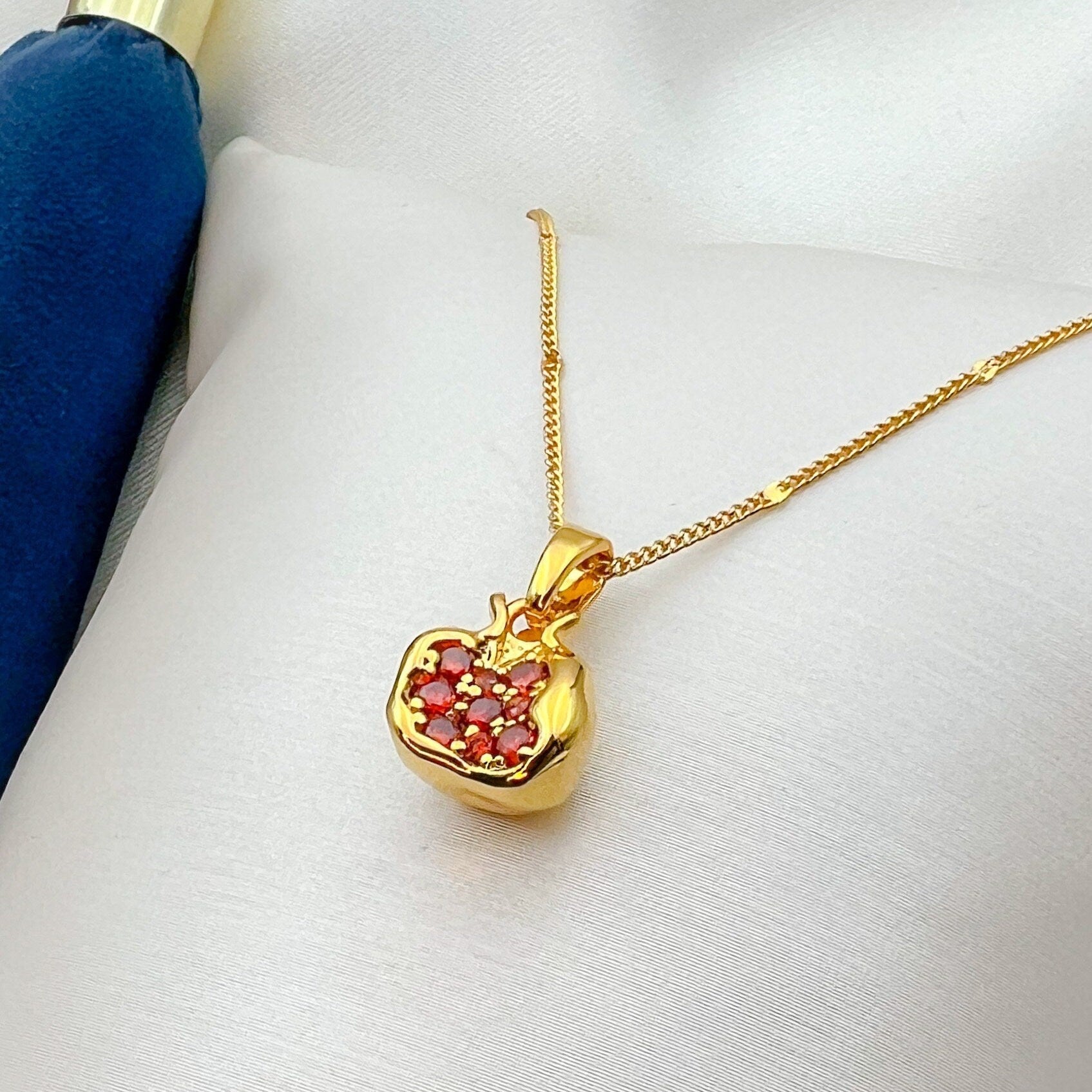 Pomegranate Pendant in Sterling Silver with Garnet Stones