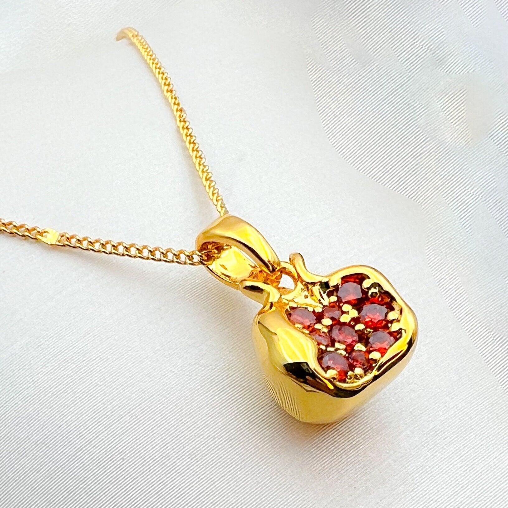 Pomegranate Pendant in Sterling Silver with Garnet Stones