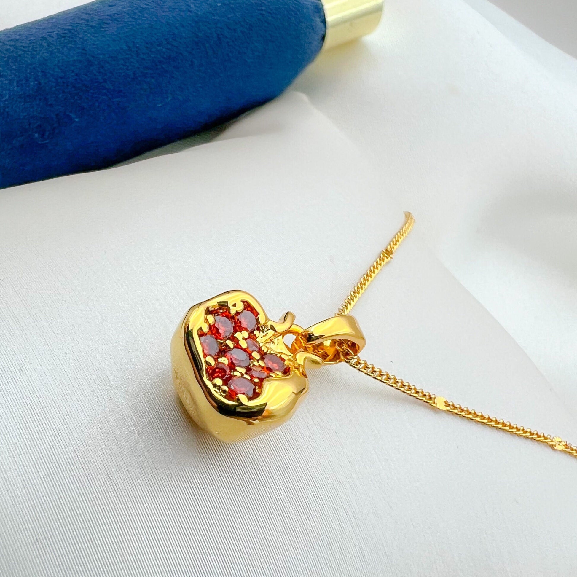 Pomegranate Pendant in Sterling Silver with Garnet Stones