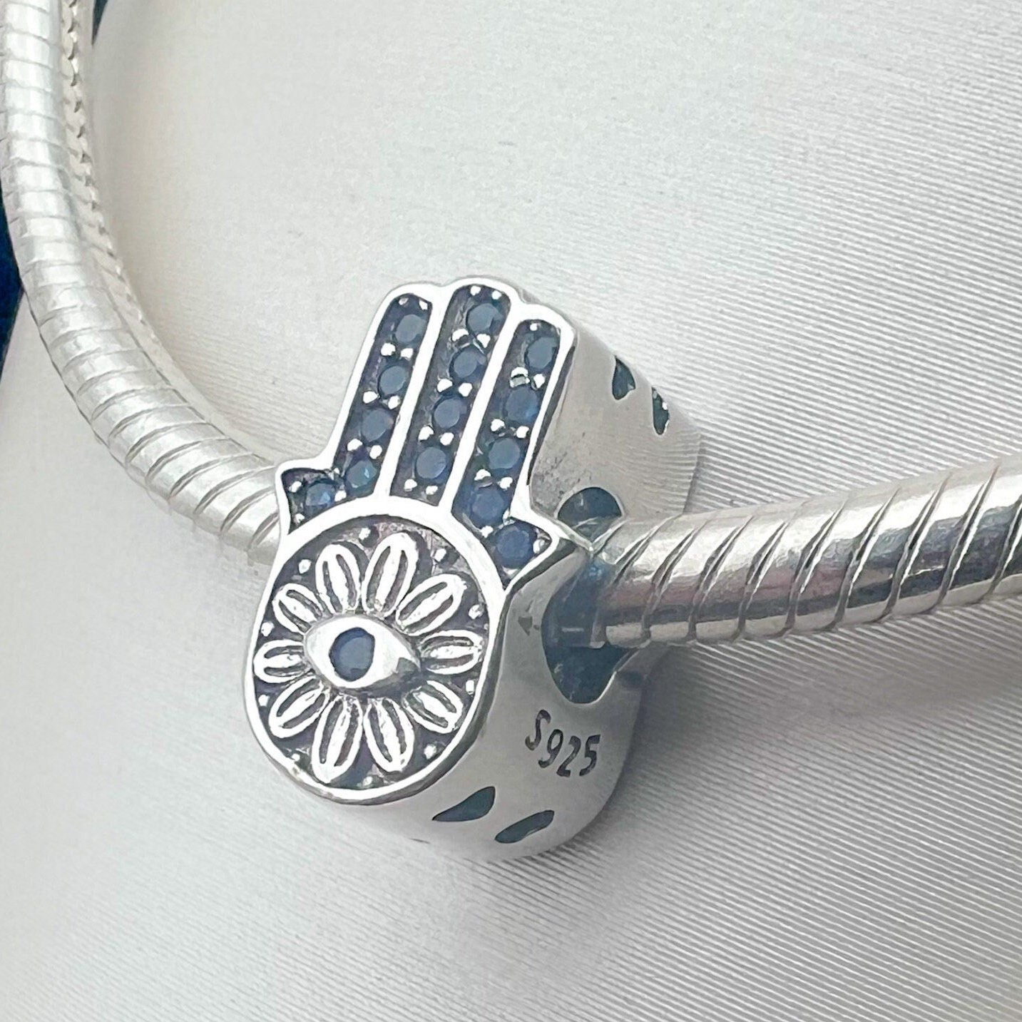 Hamsa Charm in Silver 925 with Zircons and Sapphire Detail for Pandora Bracelet