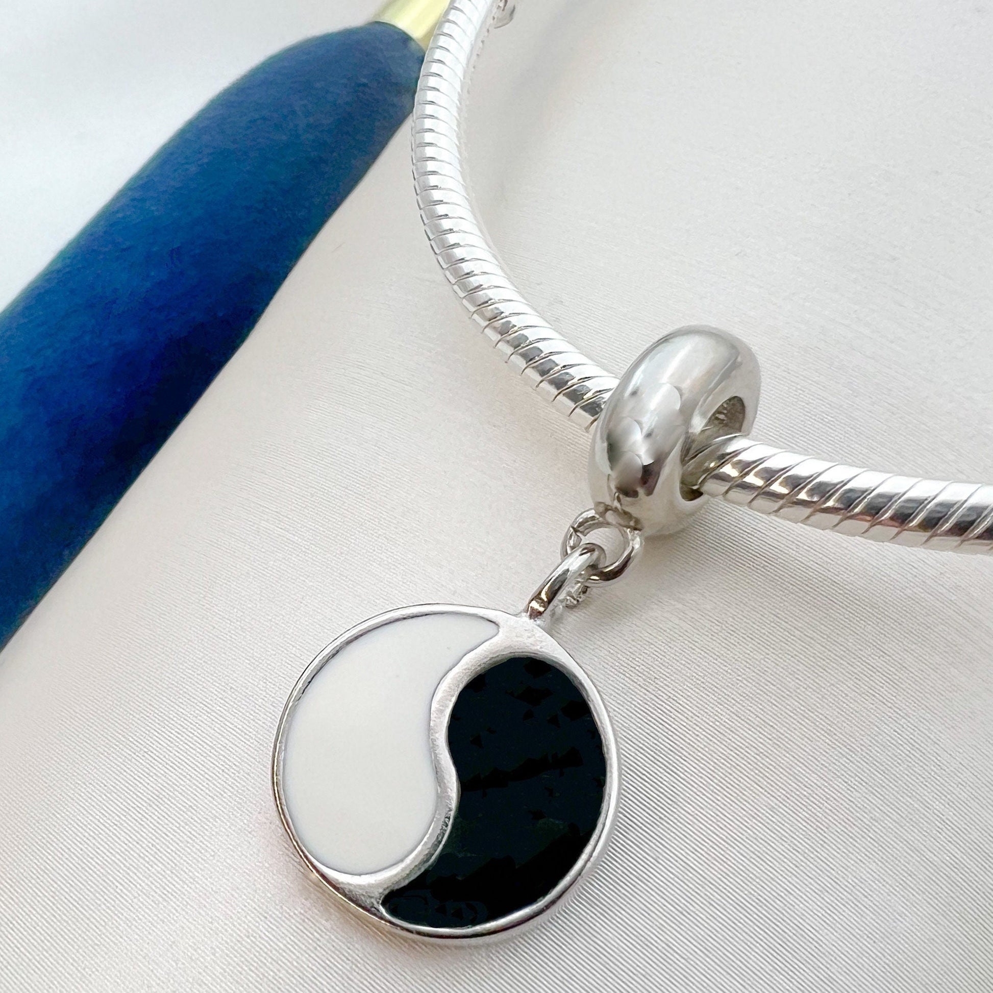 Yin Yang Charm – Sterling Silver 925, Gold & Enamel – Black & White for Pandora Bracelet