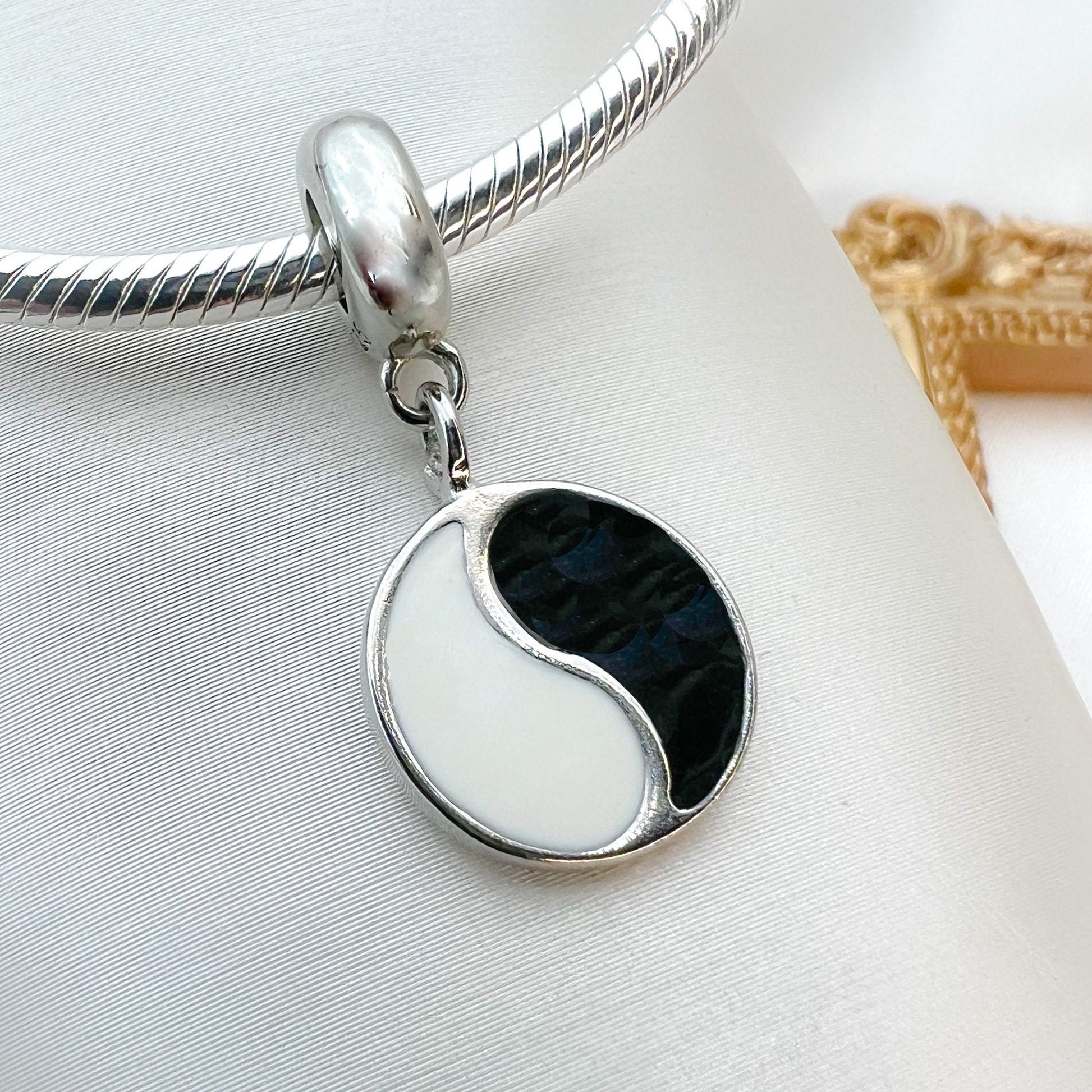 Yin Yang Charm – Sterling Silver 925, Gold & Enamel – Black & White for Pandora Bracelet