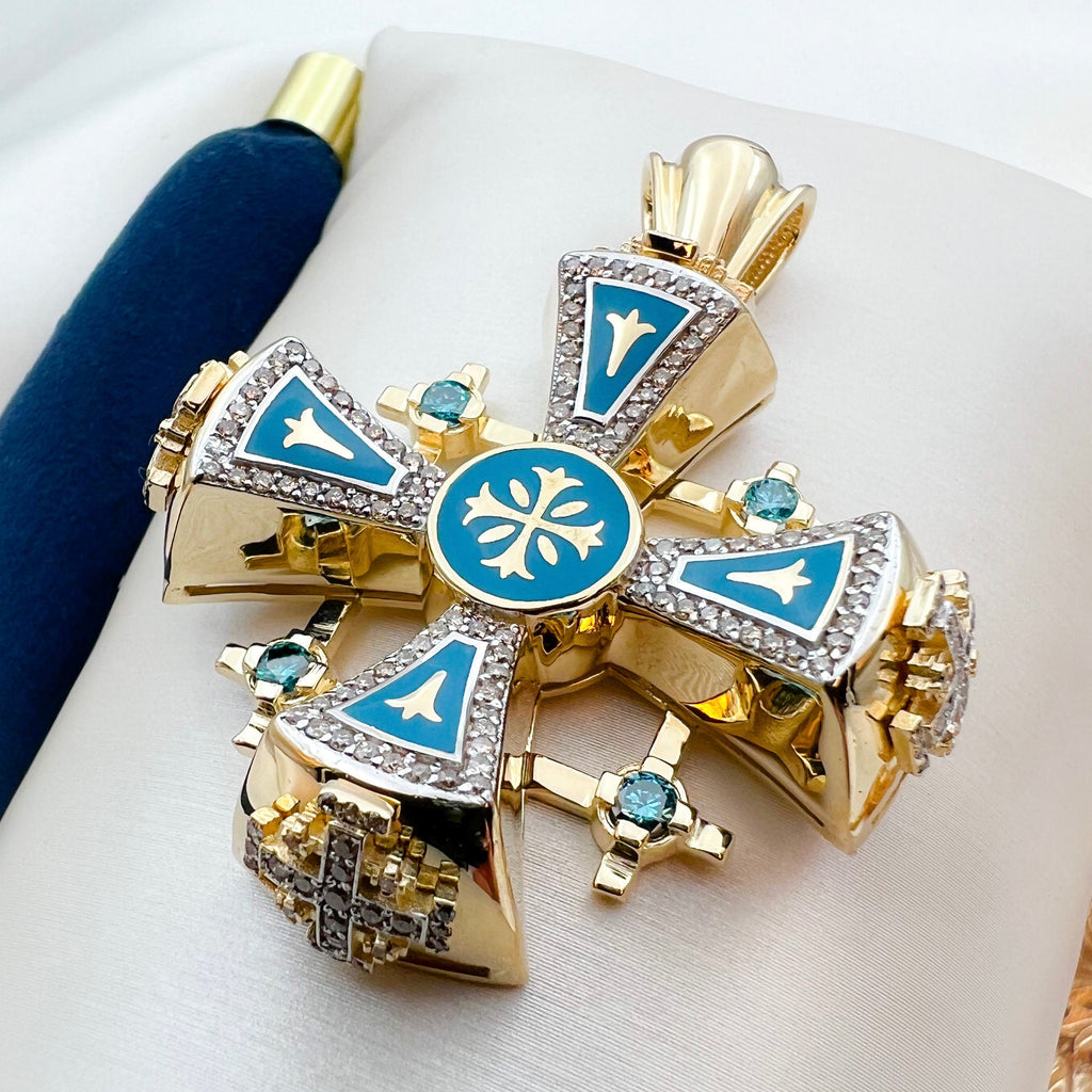 Jerusalem Cross Pendant | 14k Gold with 124 VVS Blue and White Diamonds | A Divine Symbol of Faith and Heritage
