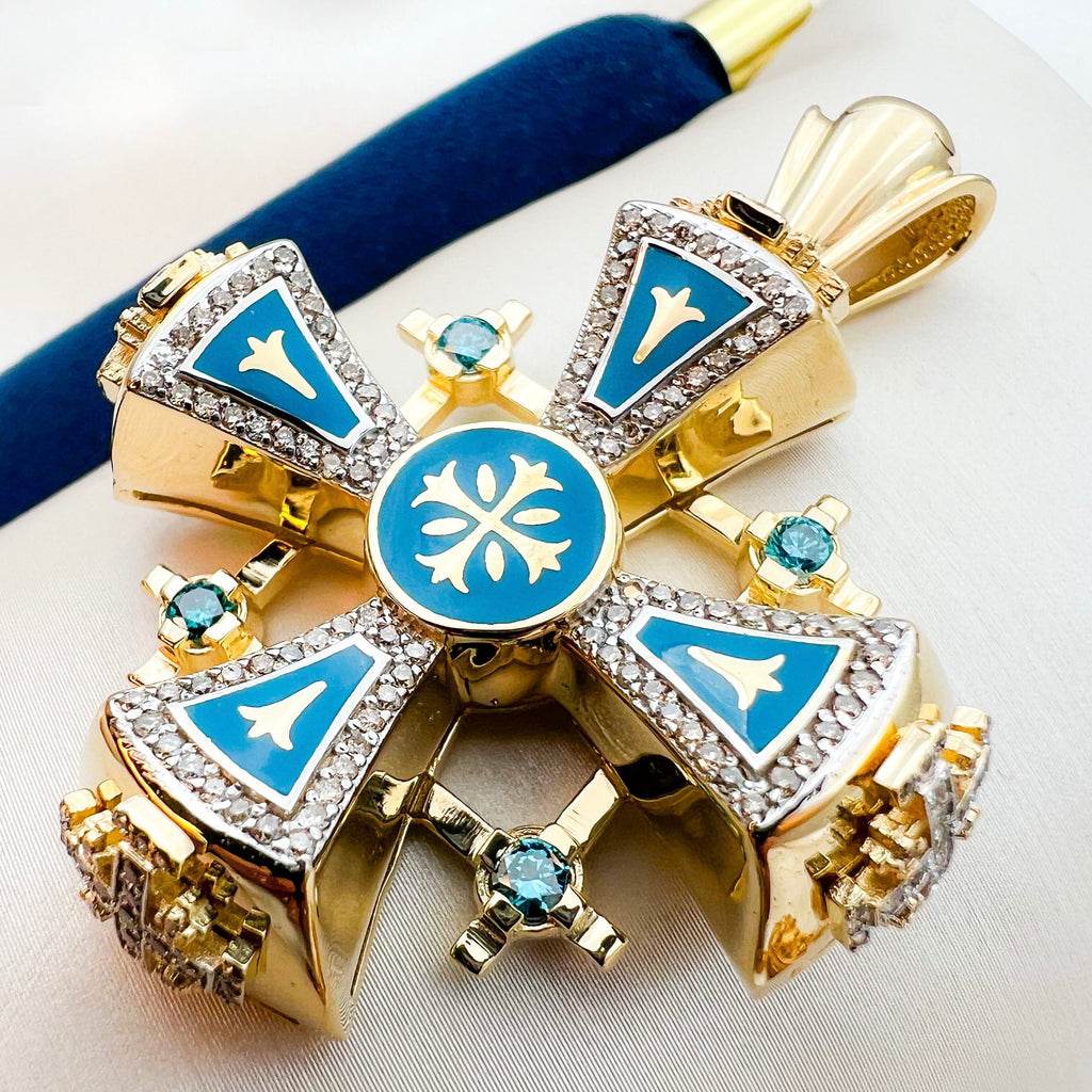 Jerusalem Cross Pendant | 14k Gold with 124 VVS Blue and White Diamonds | A Divine Symbol of Faith and Heritage
