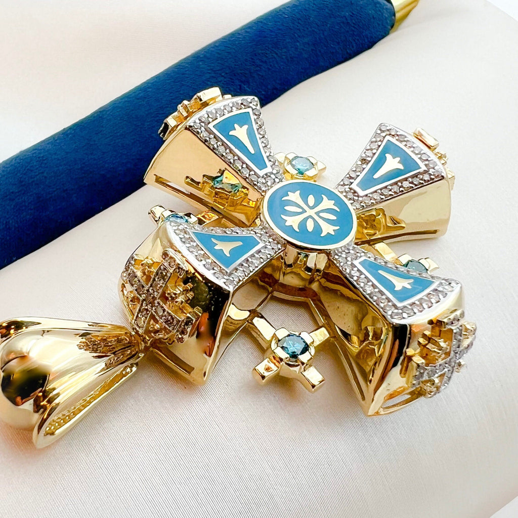 Jerusalem Cross Pendant | 14k Gold with 124 VVS Blue and White Diamonds | A Divine Symbol of Faith and Heritage
