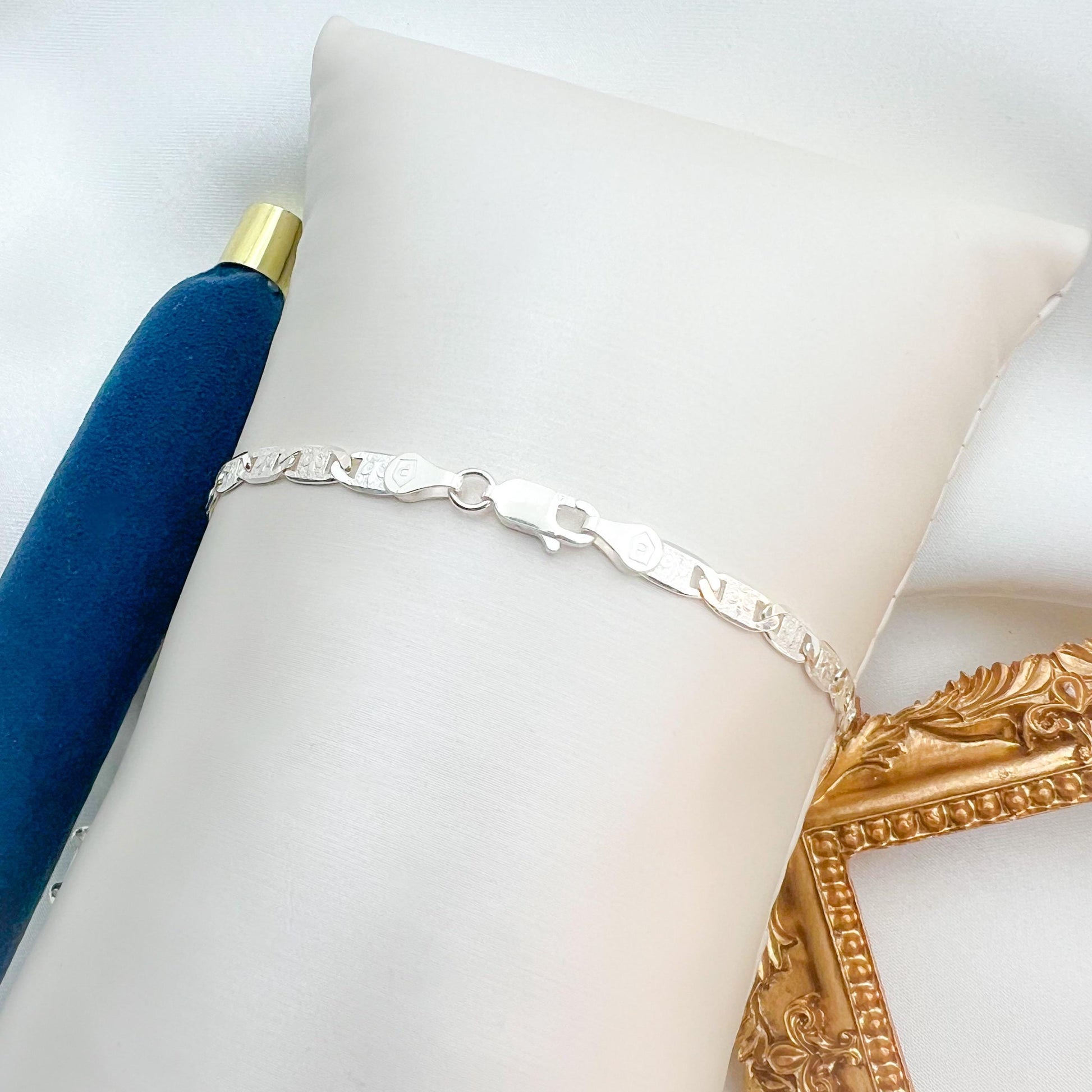 Starburst Figaro Necklace in 925 Silver – Sleek and Stylish