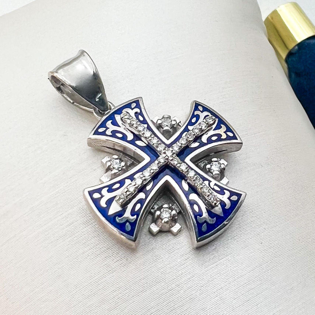 Jerusalem Cross Pendant | Faith and Elegance in 14k Gold with 29 Sparkling Diamonds 0.29ct